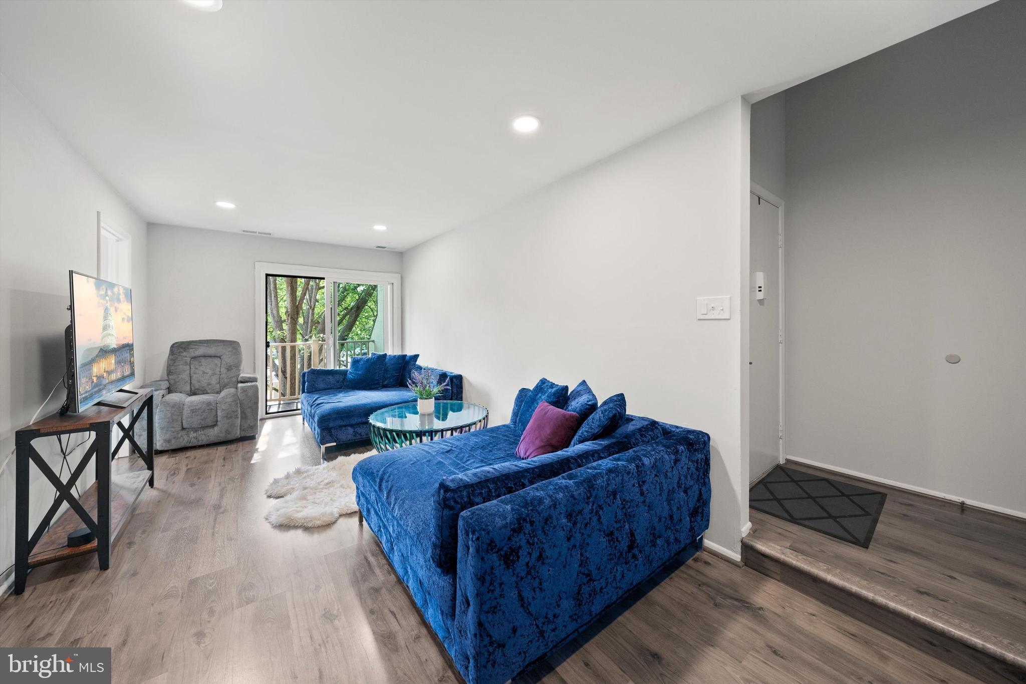 SEQUOYAH - Residential