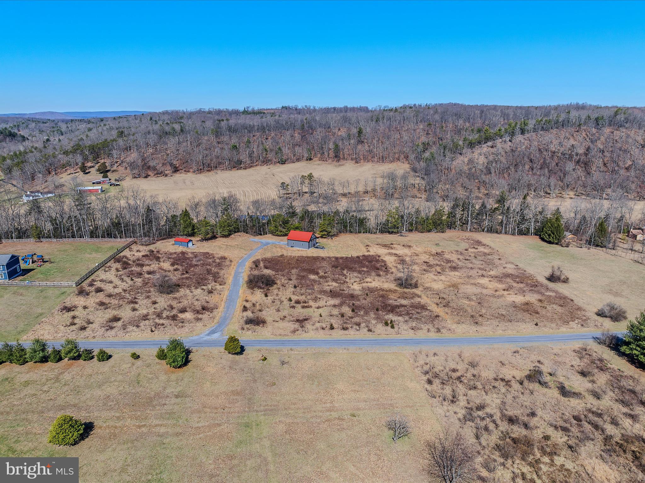 SLEEPY CREEK ORCHARD - Land