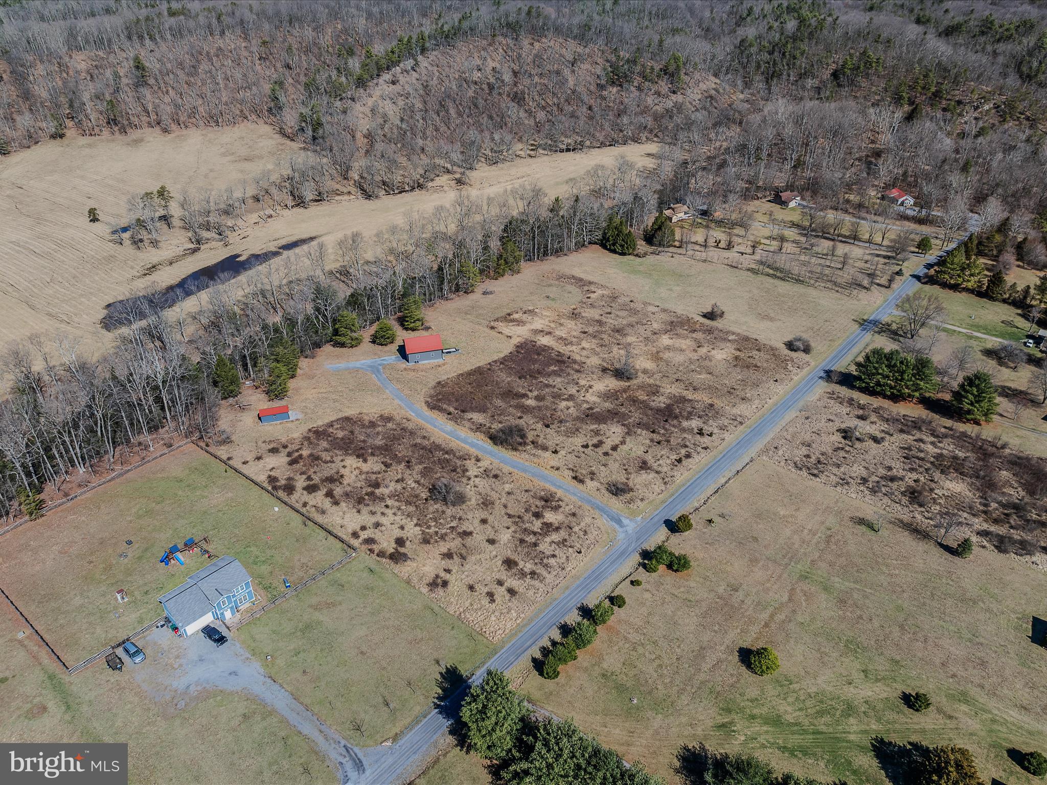 SLEEPY CREEK ORCHARD - Land