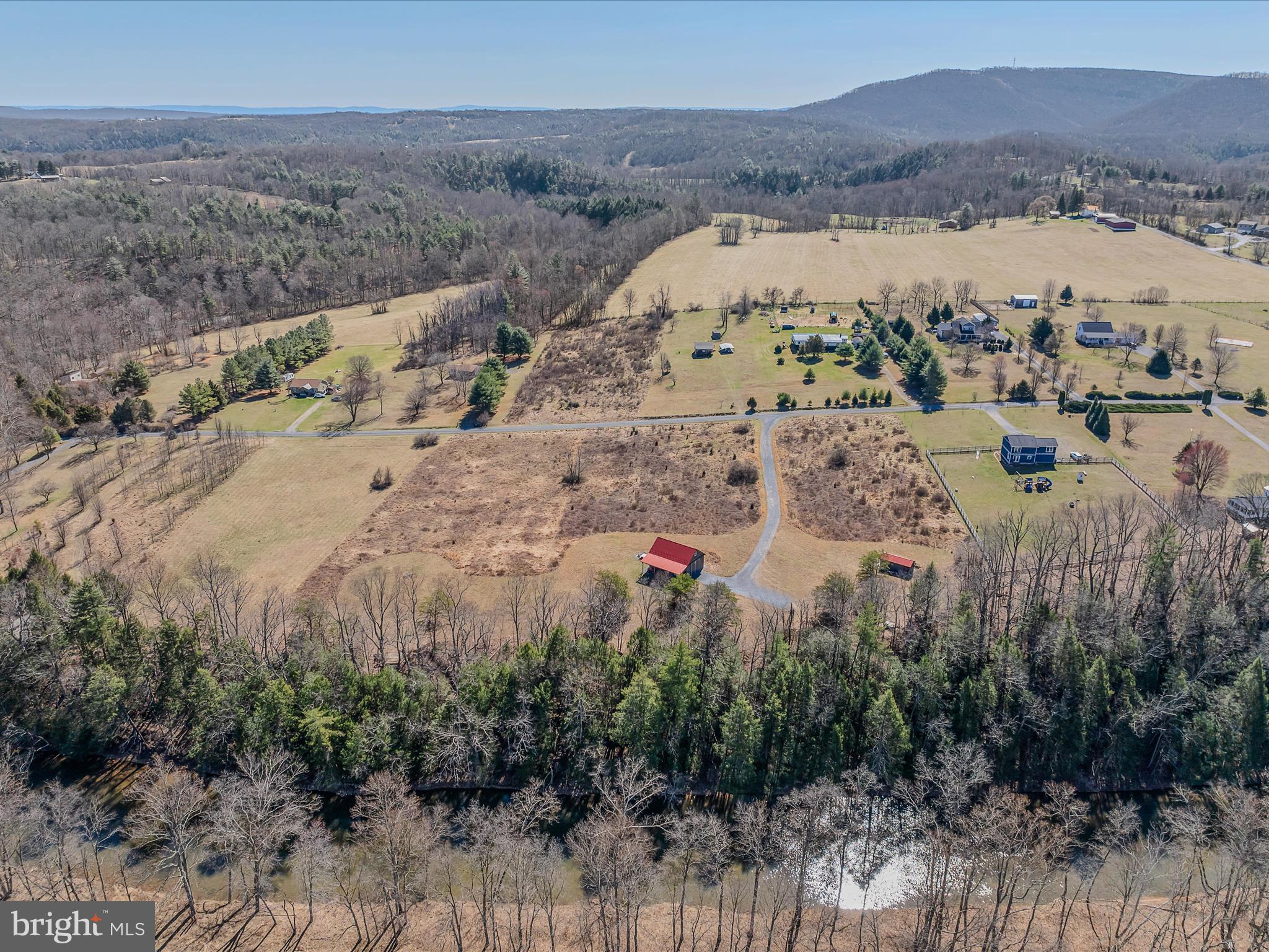 SLEEPY CREEK ORCHARD - Land