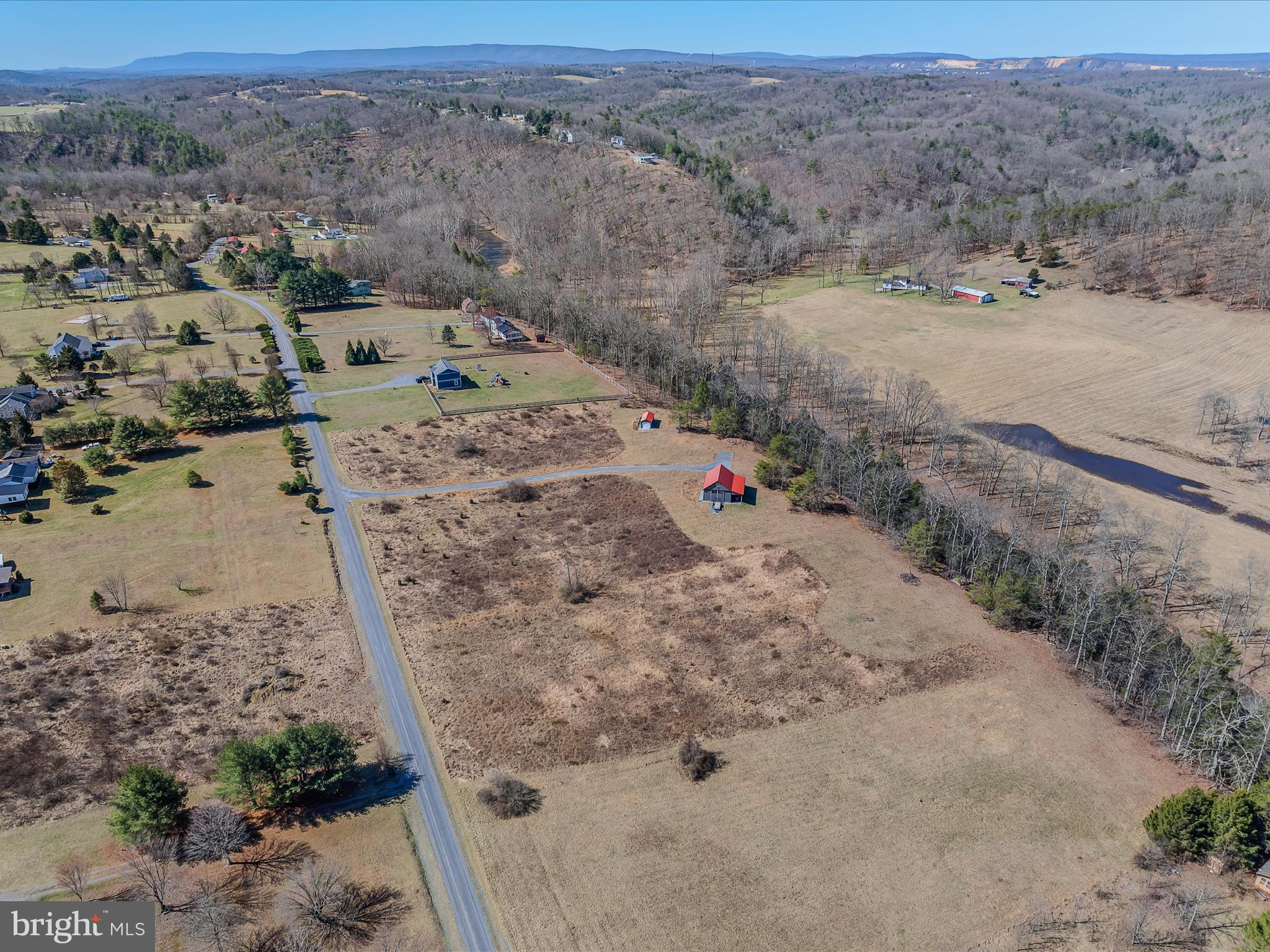 SLEEPY CREEK ORCHARD - Land
