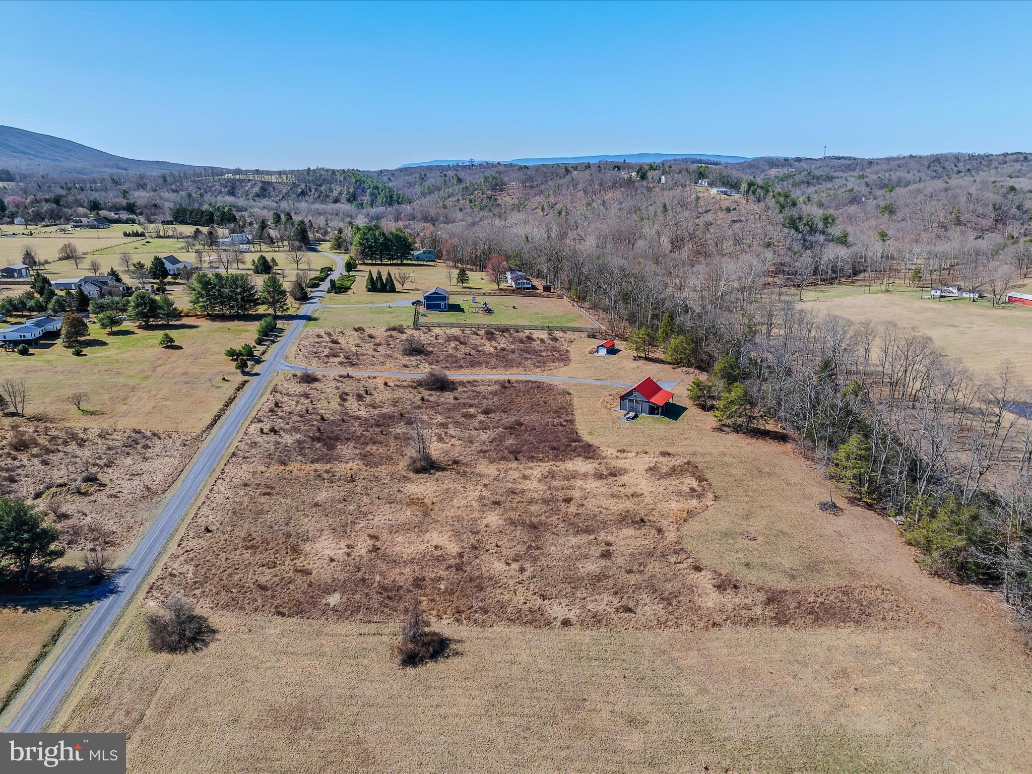 SLEEPY CREEK ORCHARD - Land