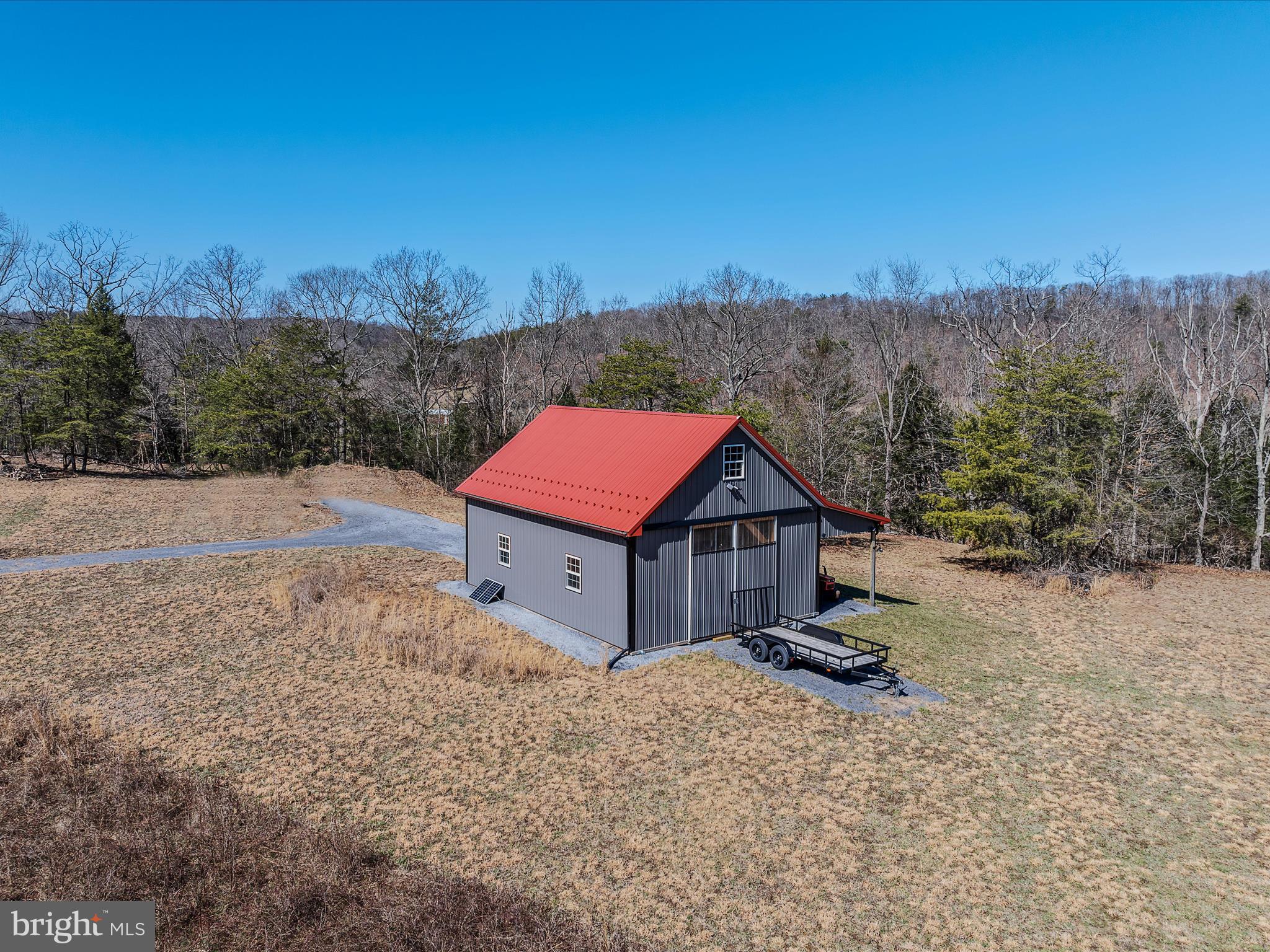 SLEEPY CREEK ORCHARD - Land
