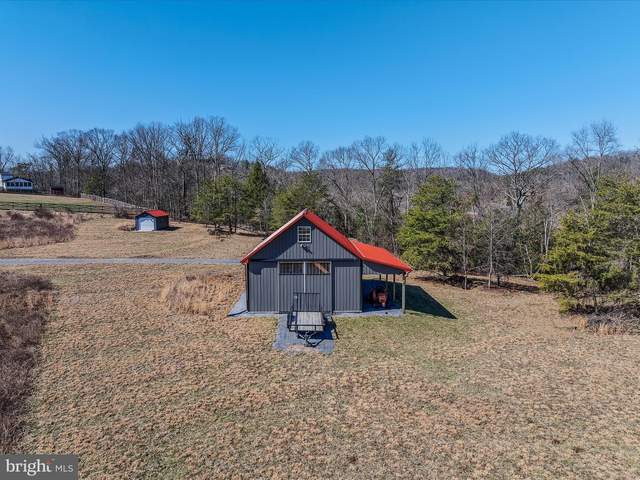 SLEEPY CREEK ORCHARD - Land
