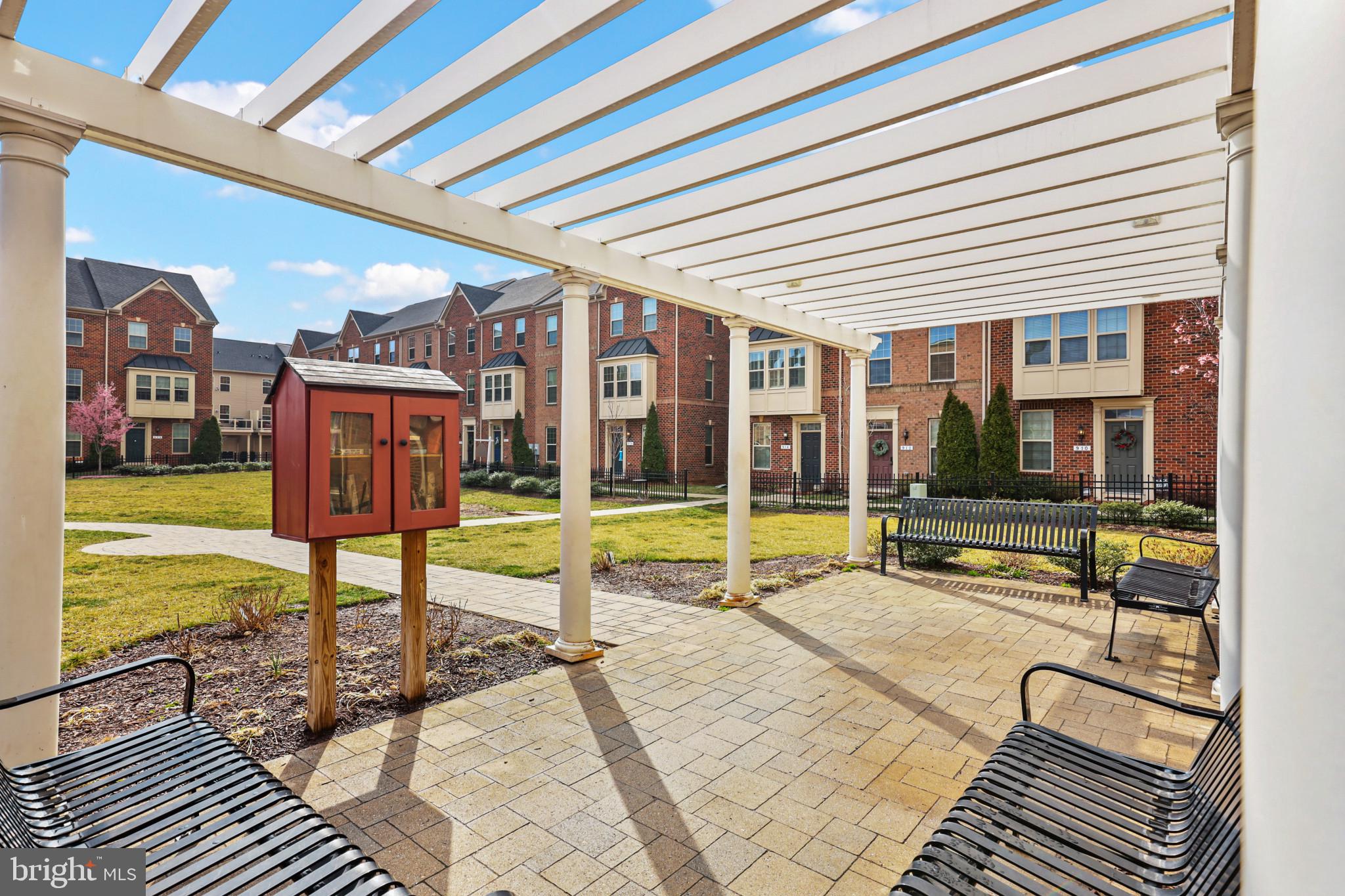 O'DONNELL SQUARE - Residential