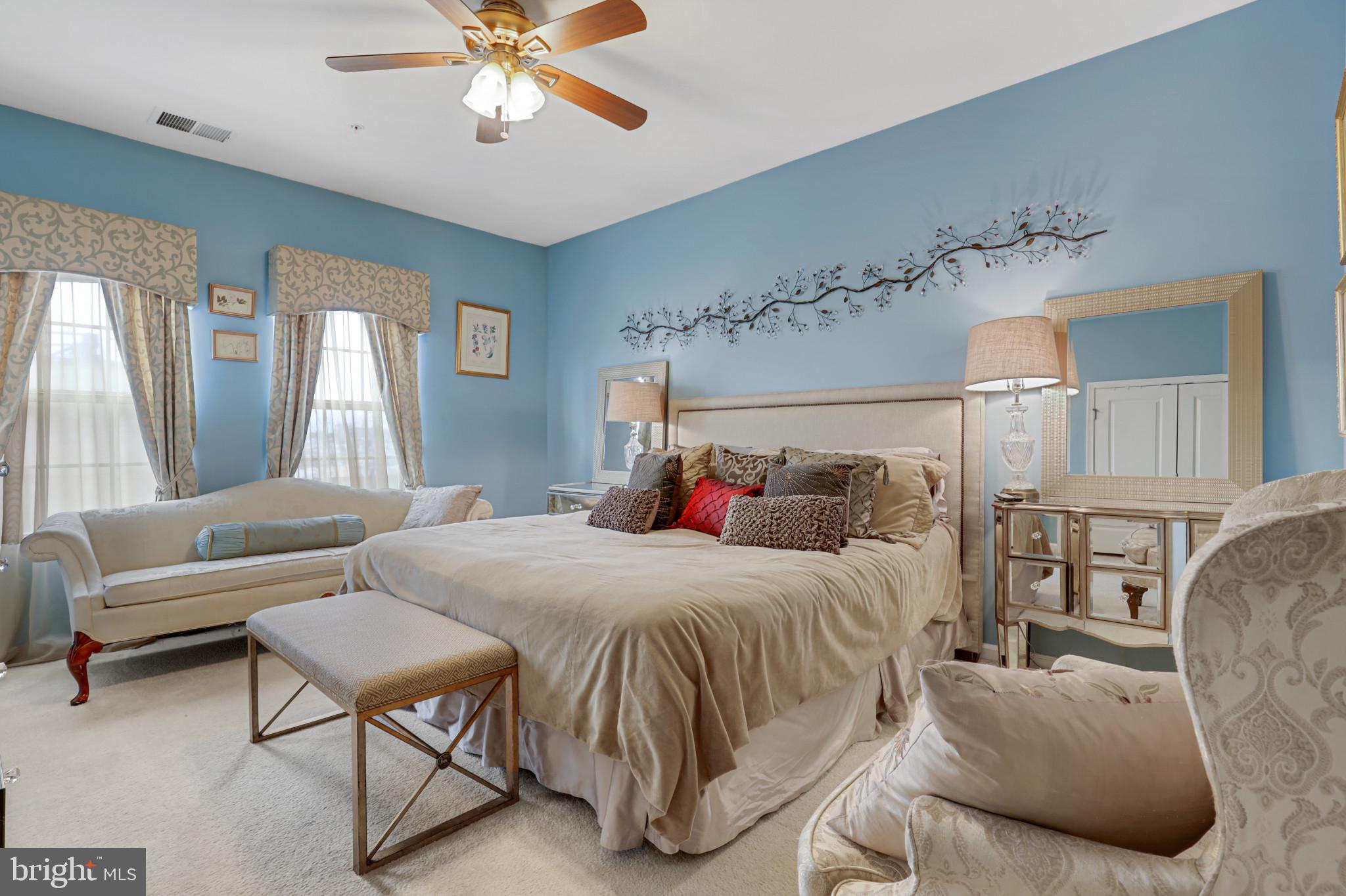 O'DONNELL SQUARE - Residential