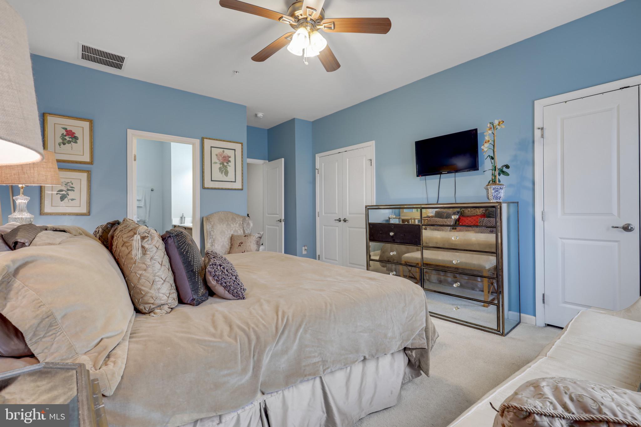 O'DONNELL SQUARE - Residential