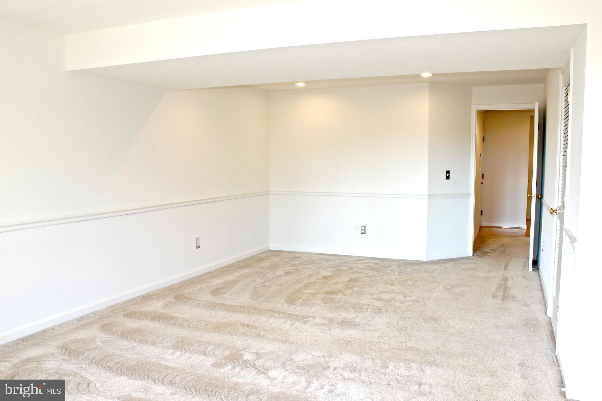 RIVERSIDE STATION - Residential