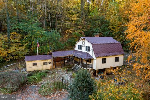 Photo of 218 SNYDER HOLLOW RD, NEW PROVIDENCE, PA 17560 (MLS # PALA2030362)