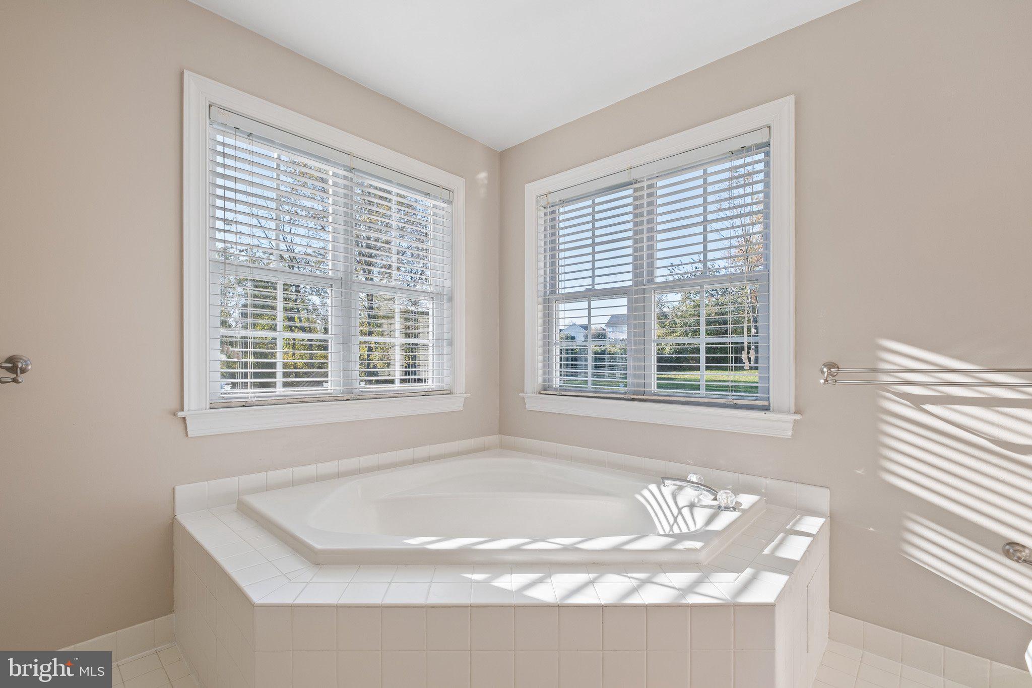 TWIN BRIDGES AT LA - Residential