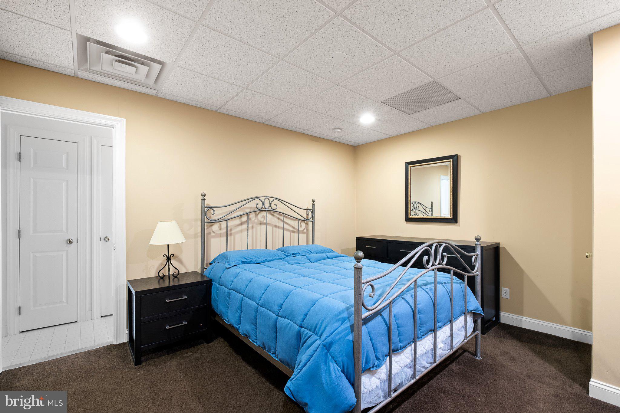 TWIN BRIDGES AT LA - Residential