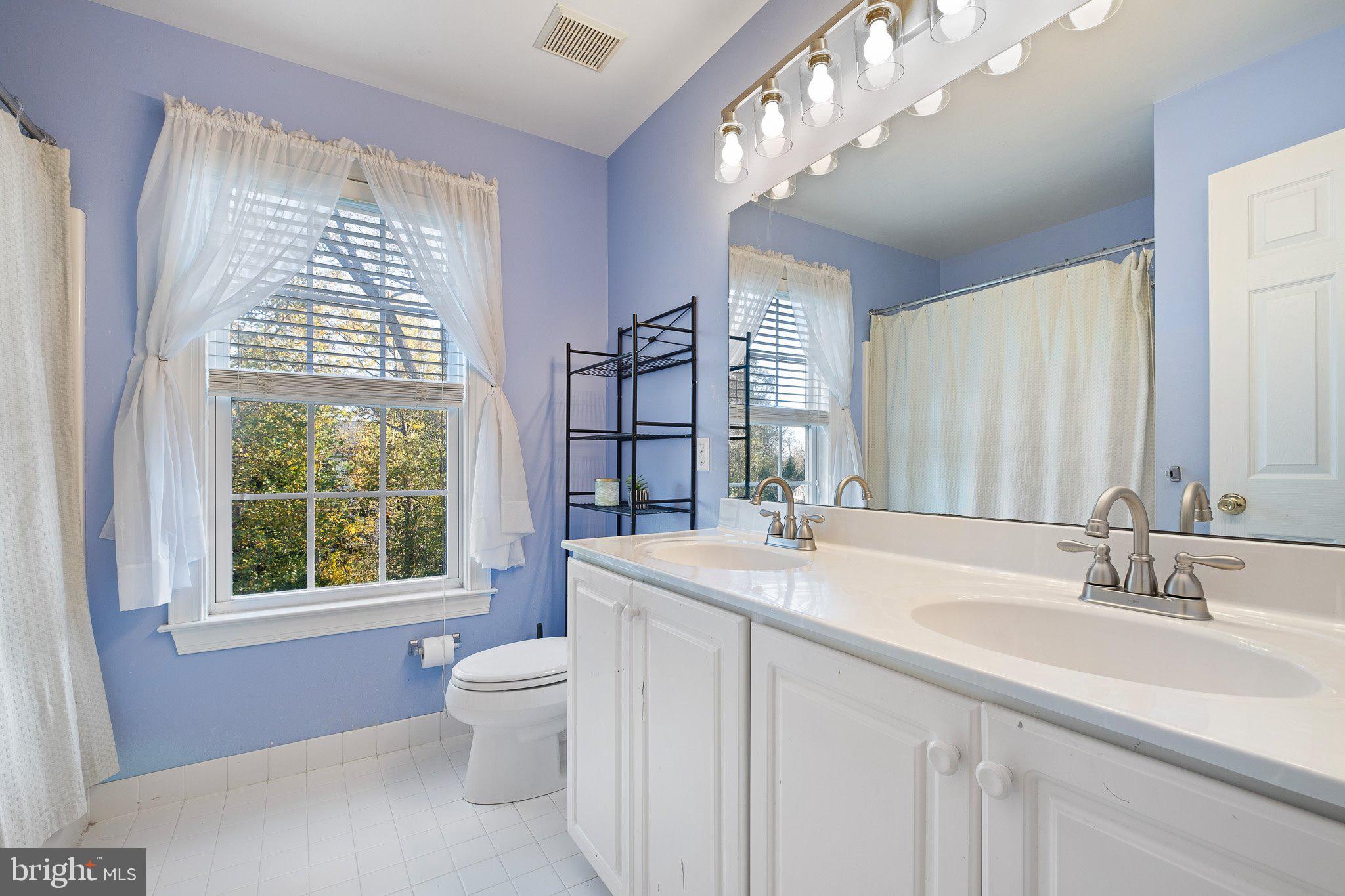 TWIN BRIDGES AT LA - Residential