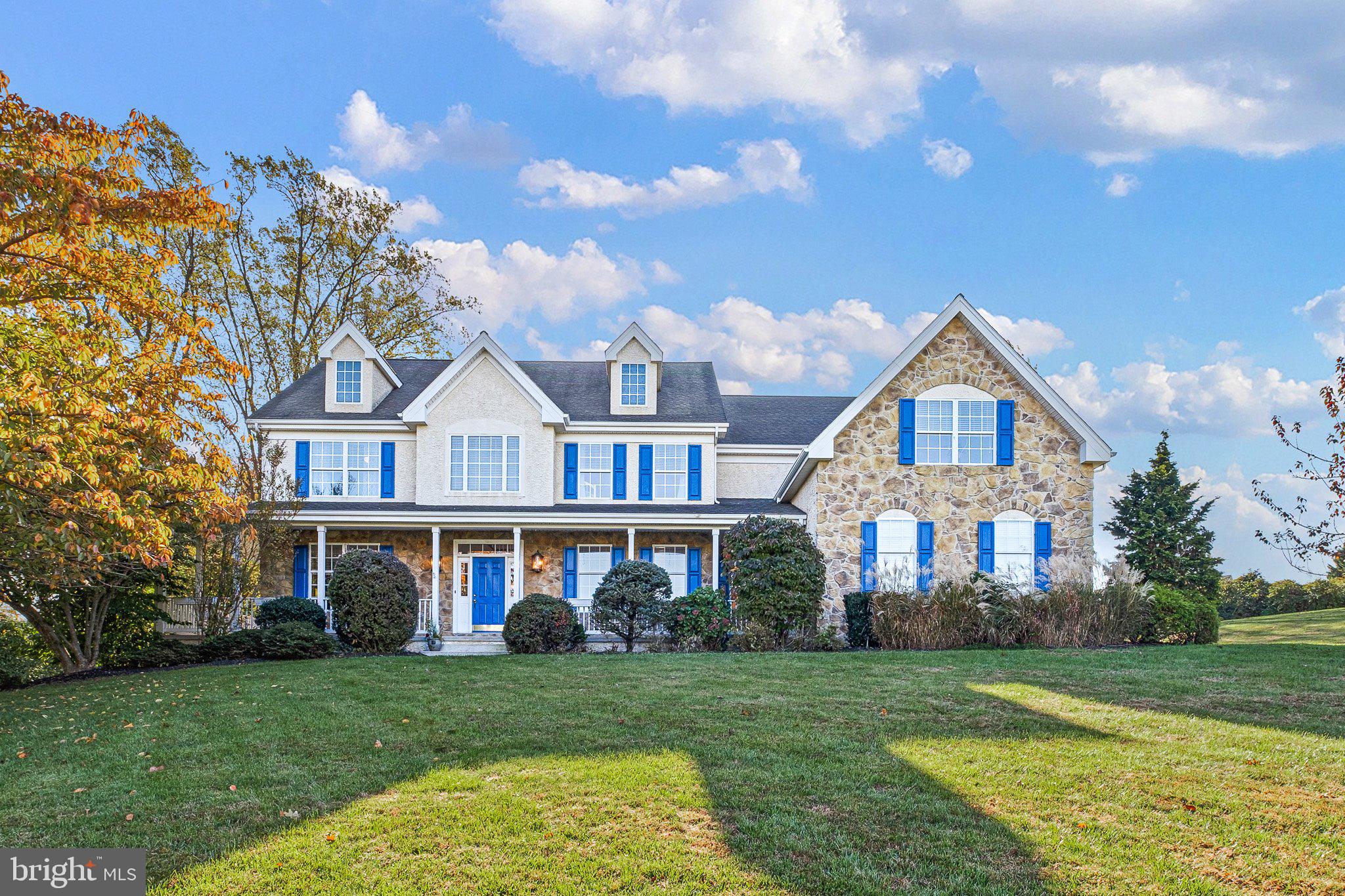 TWIN BRIDGES AT LA - Residential