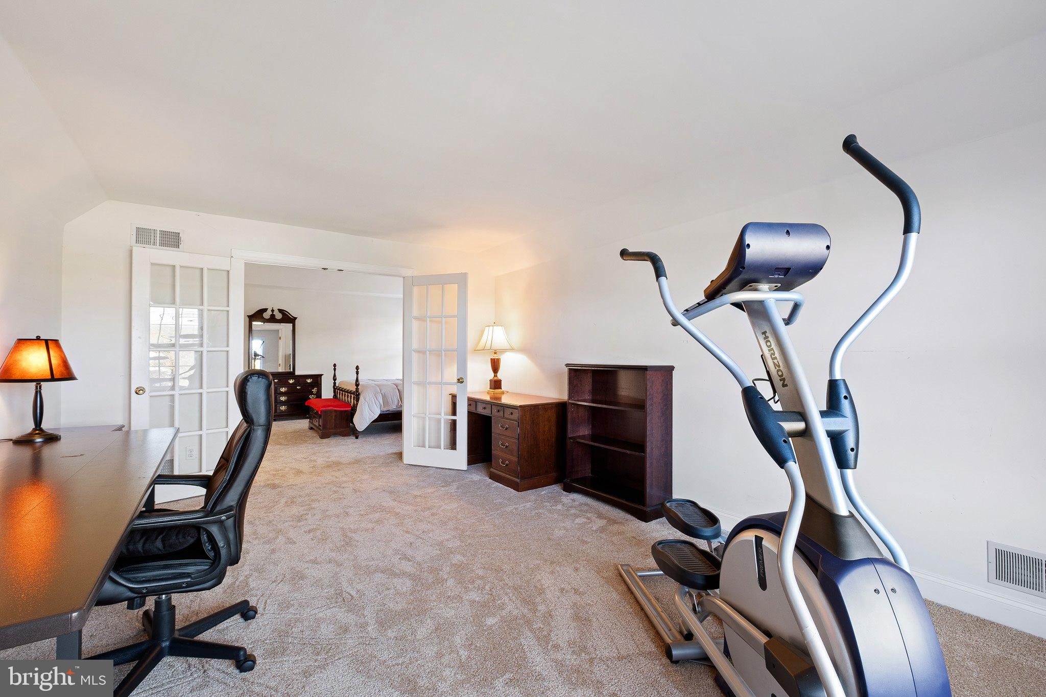 TWIN BRIDGES AT LA - Residential