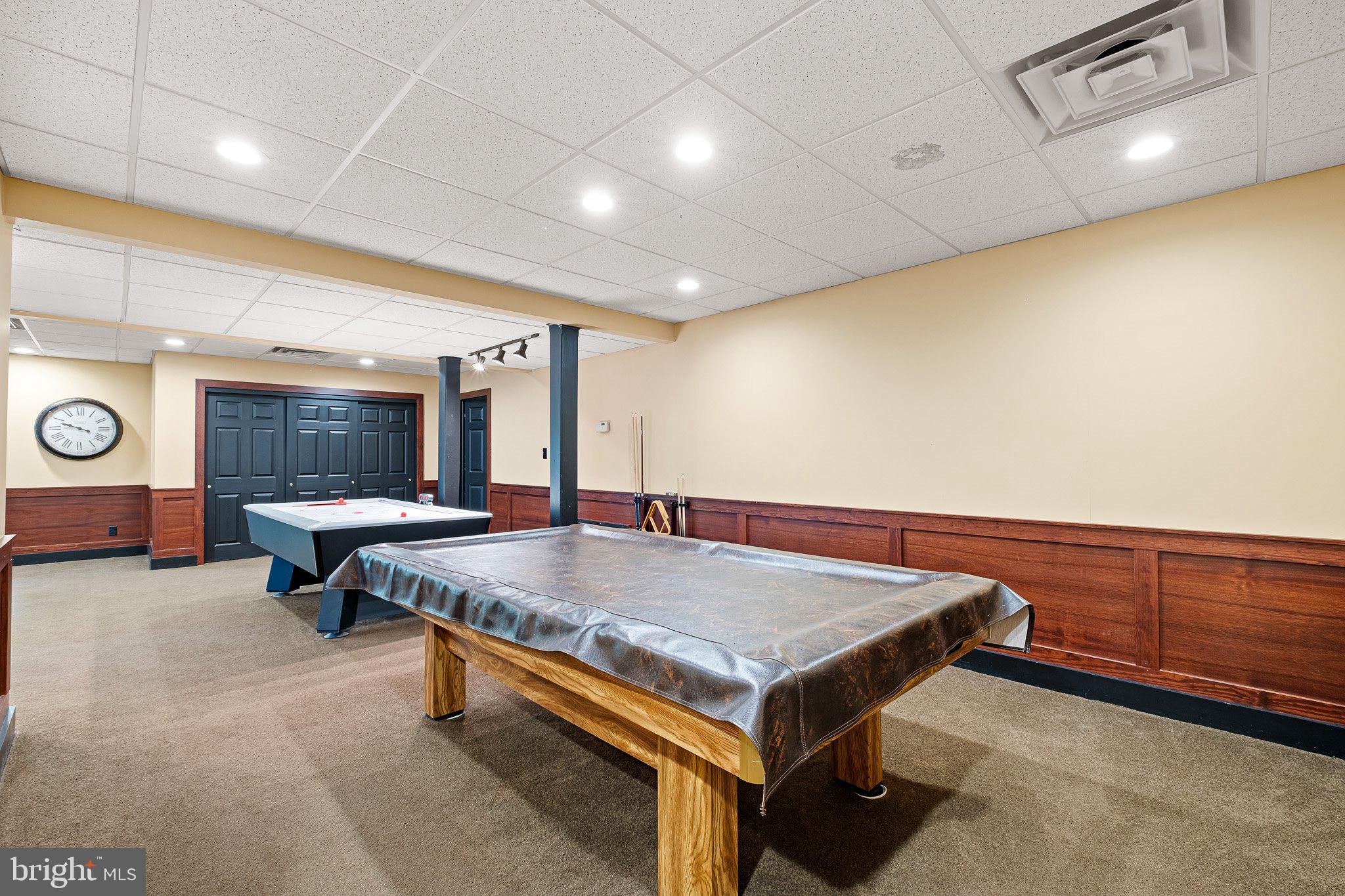 TWIN BRIDGES AT LA - Residential