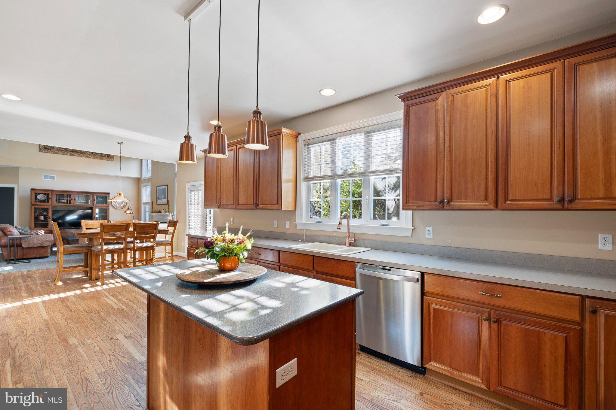 TWIN BRIDGES AT LA - Residential