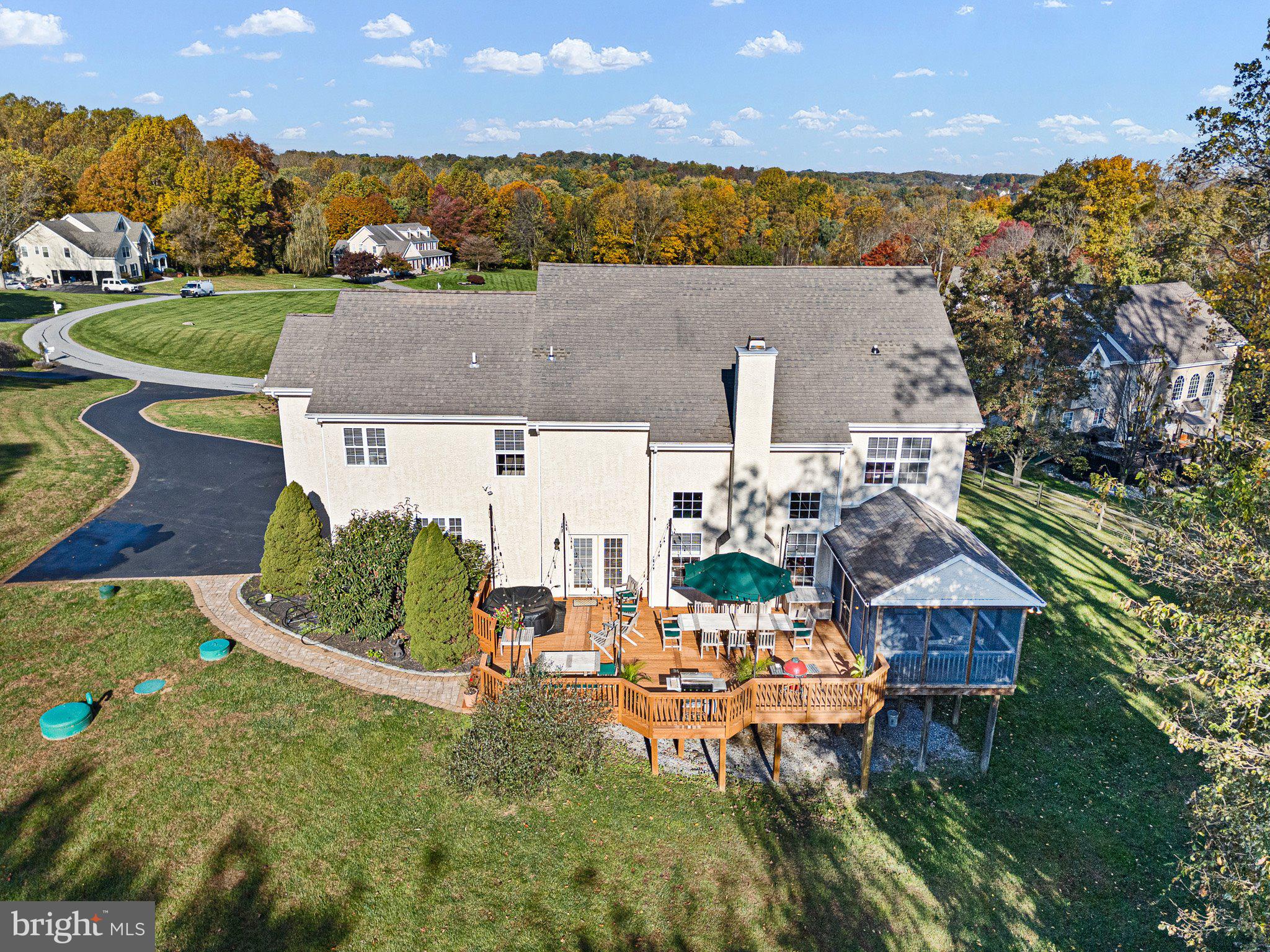 TWIN BRIDGES AT LA - Residential