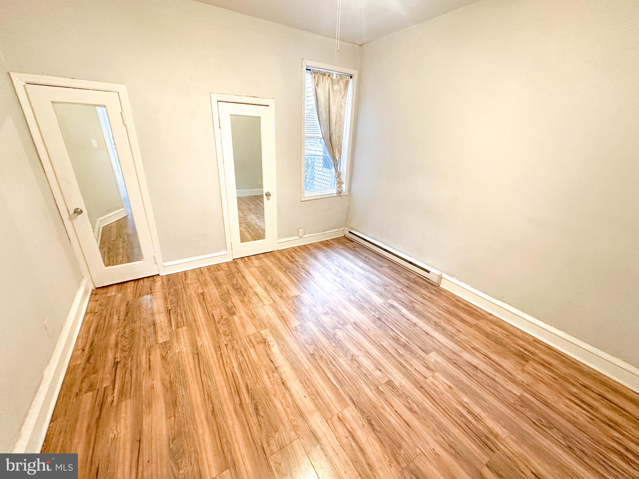 STRAWBERRY MANSION - Residential Income