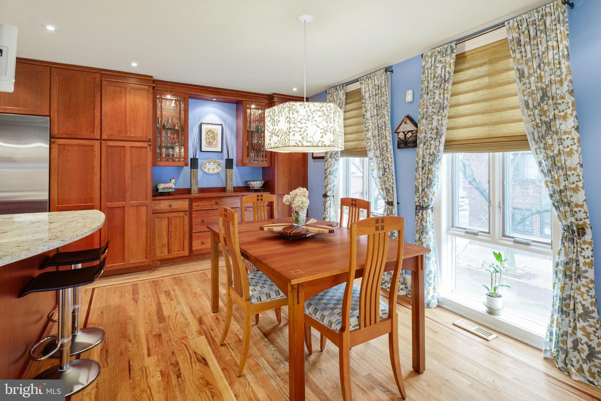 SOCIETY HILL - Residential