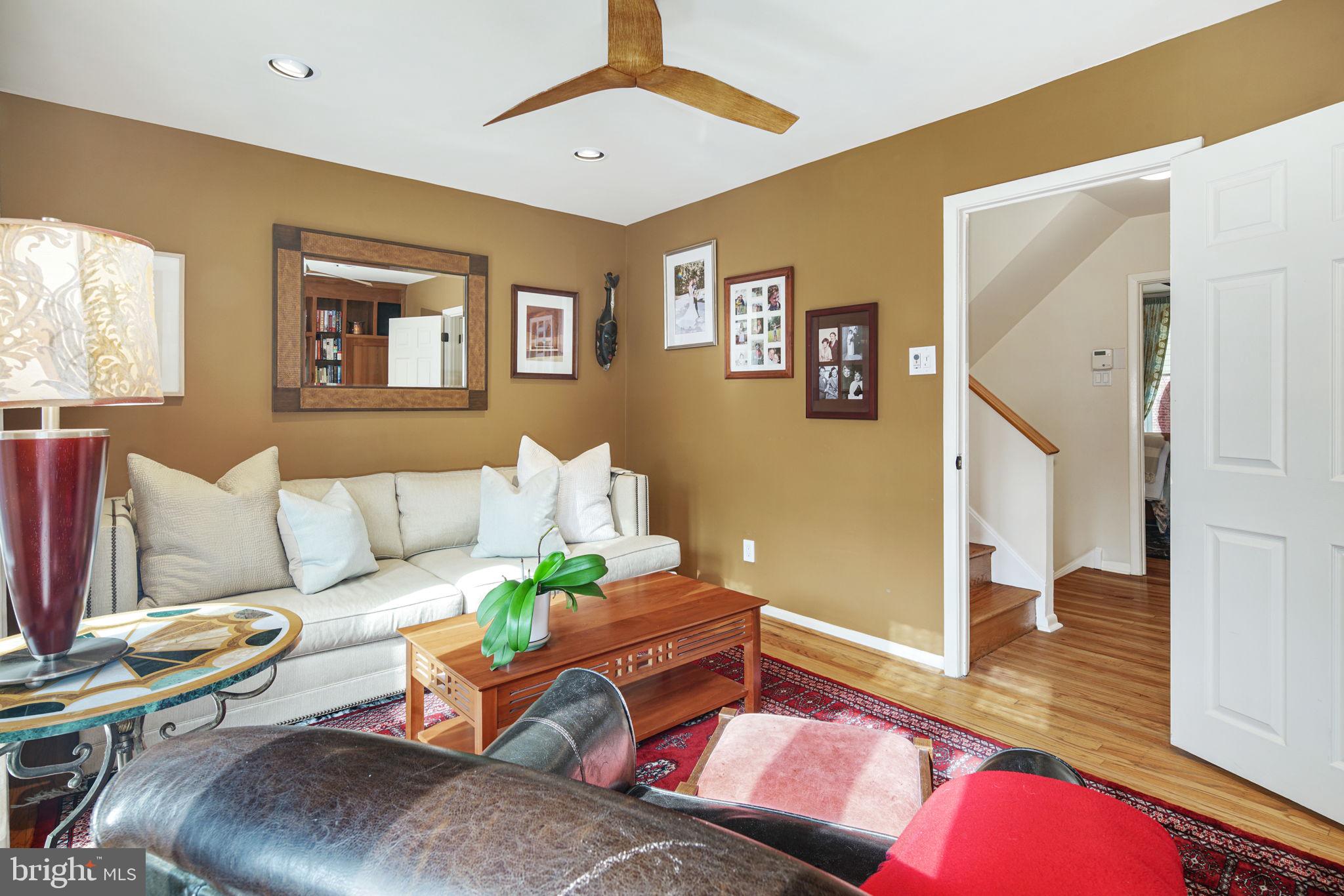 SOCIETY HILL - Residential