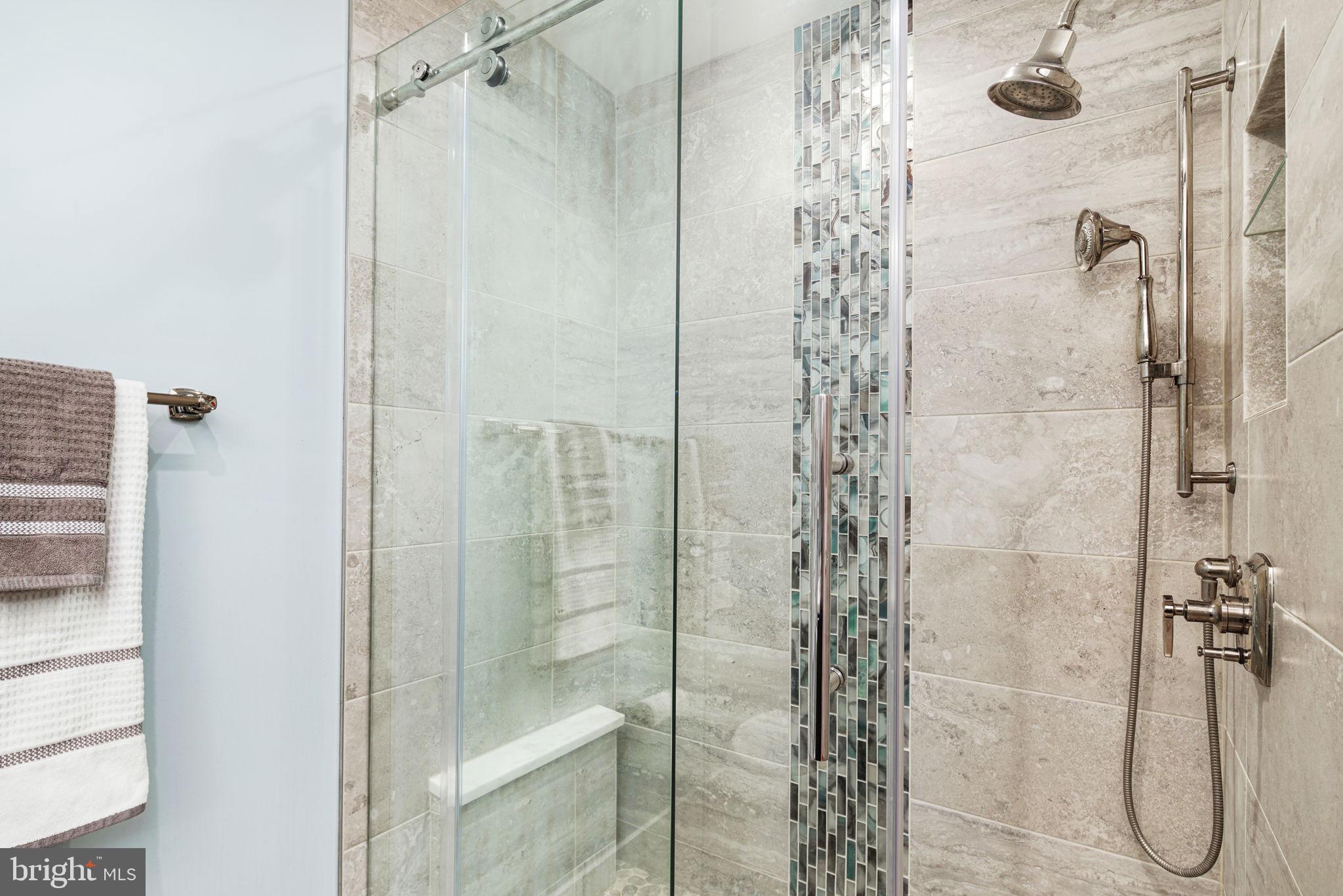 SOCIETY HILL - Residential