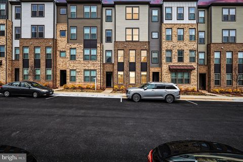 45956 SWALLOW TERRACE STERLING VA 20165