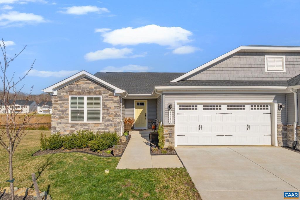 Photo of 34889 Mansours Dr, LOCUST GROVE, VA 22508 (MLS # 674687)