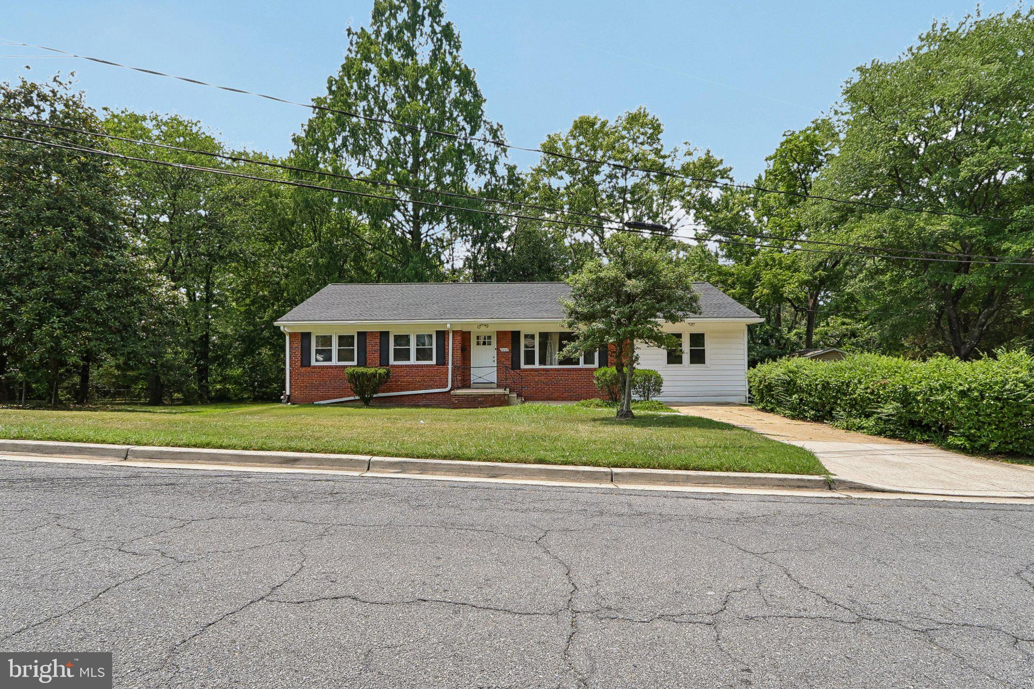 9203 WELLINGTON COURT