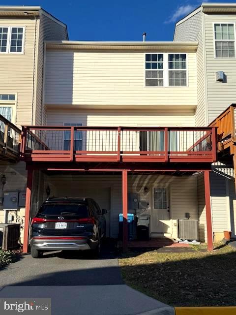 ESTATES AT ELK RUN - Residential Lease