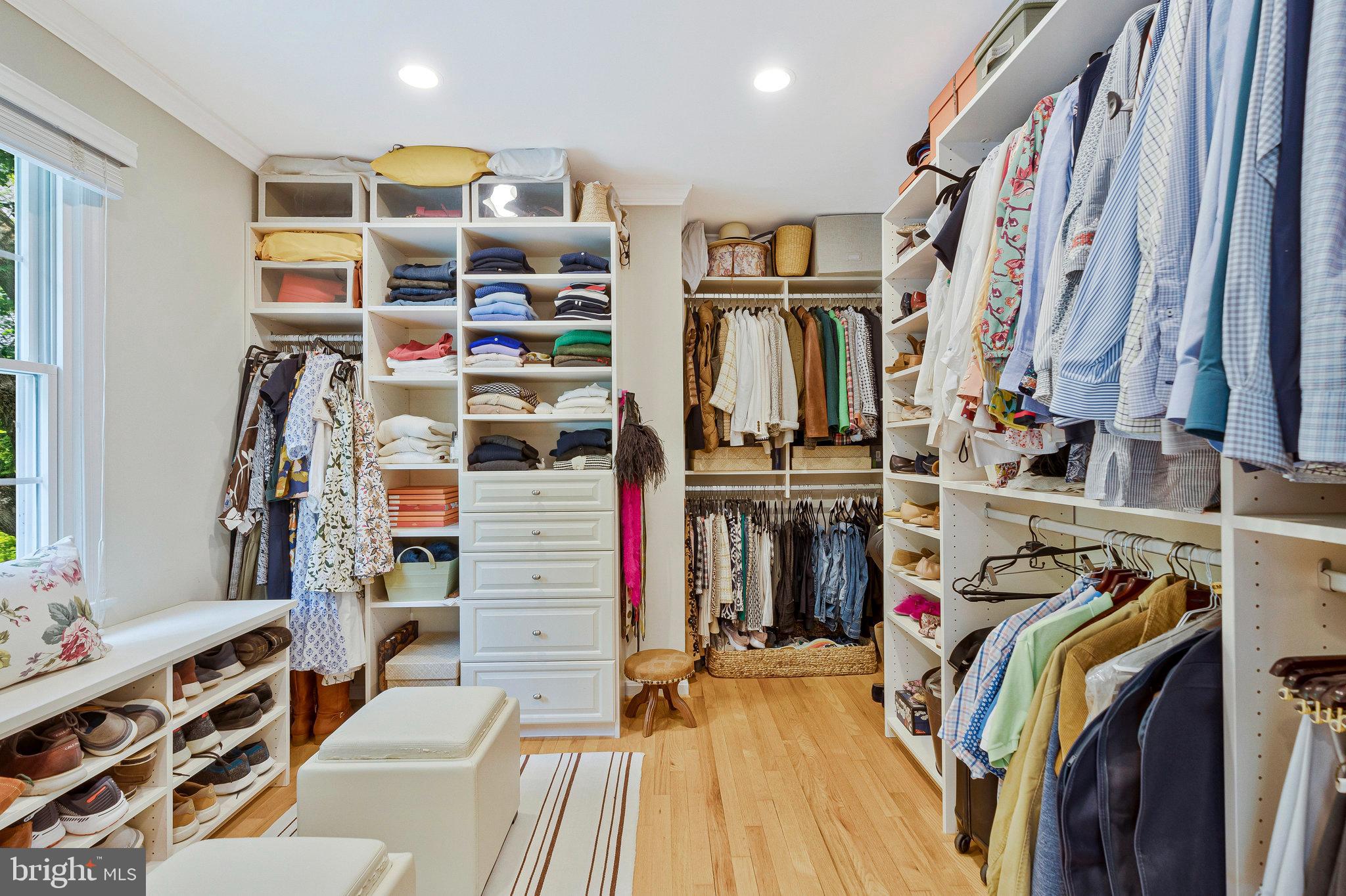 LEIGH MILL MEADOWS - Residential