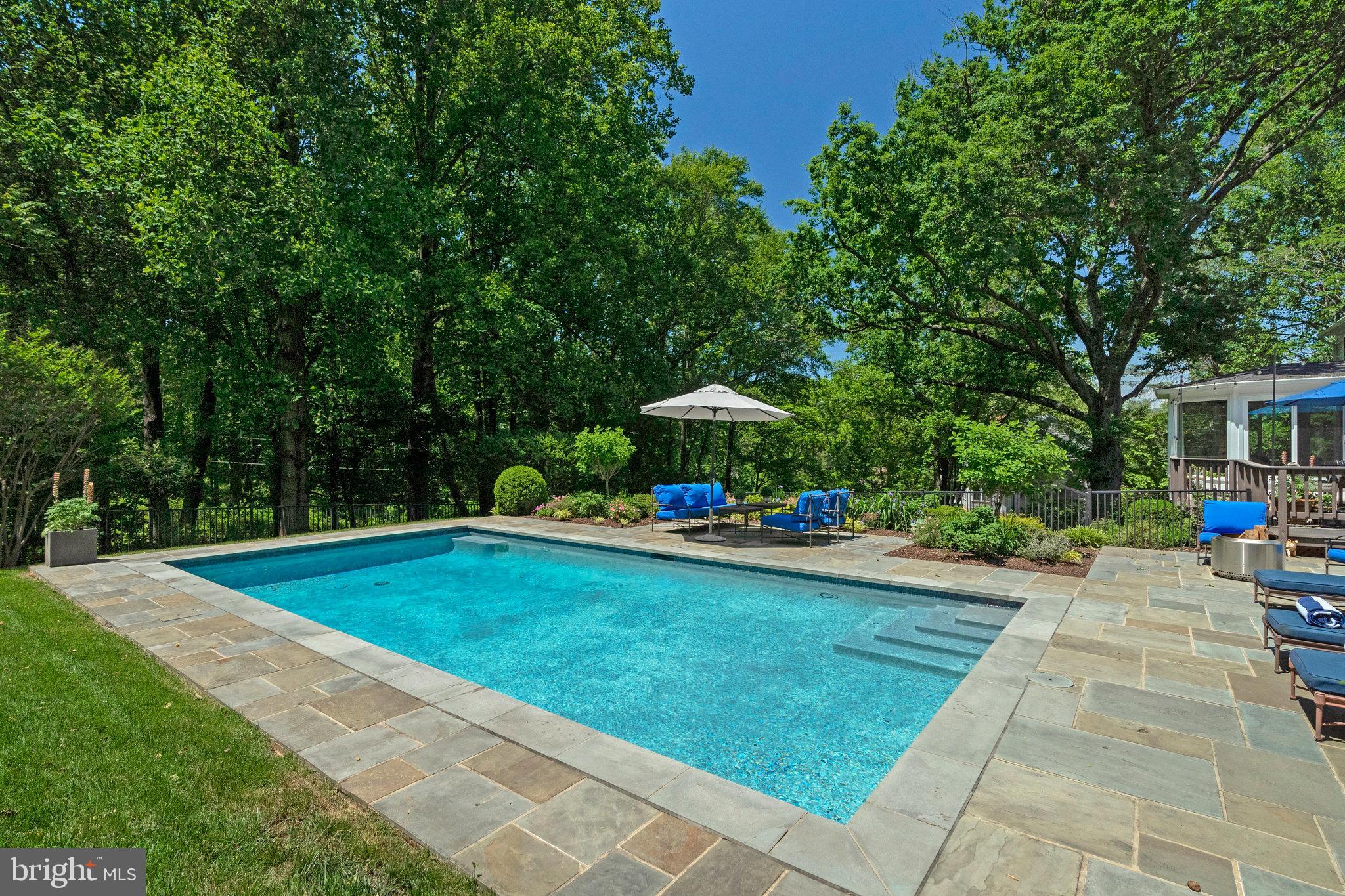 LEIGH MILL MEADOWS - Residential