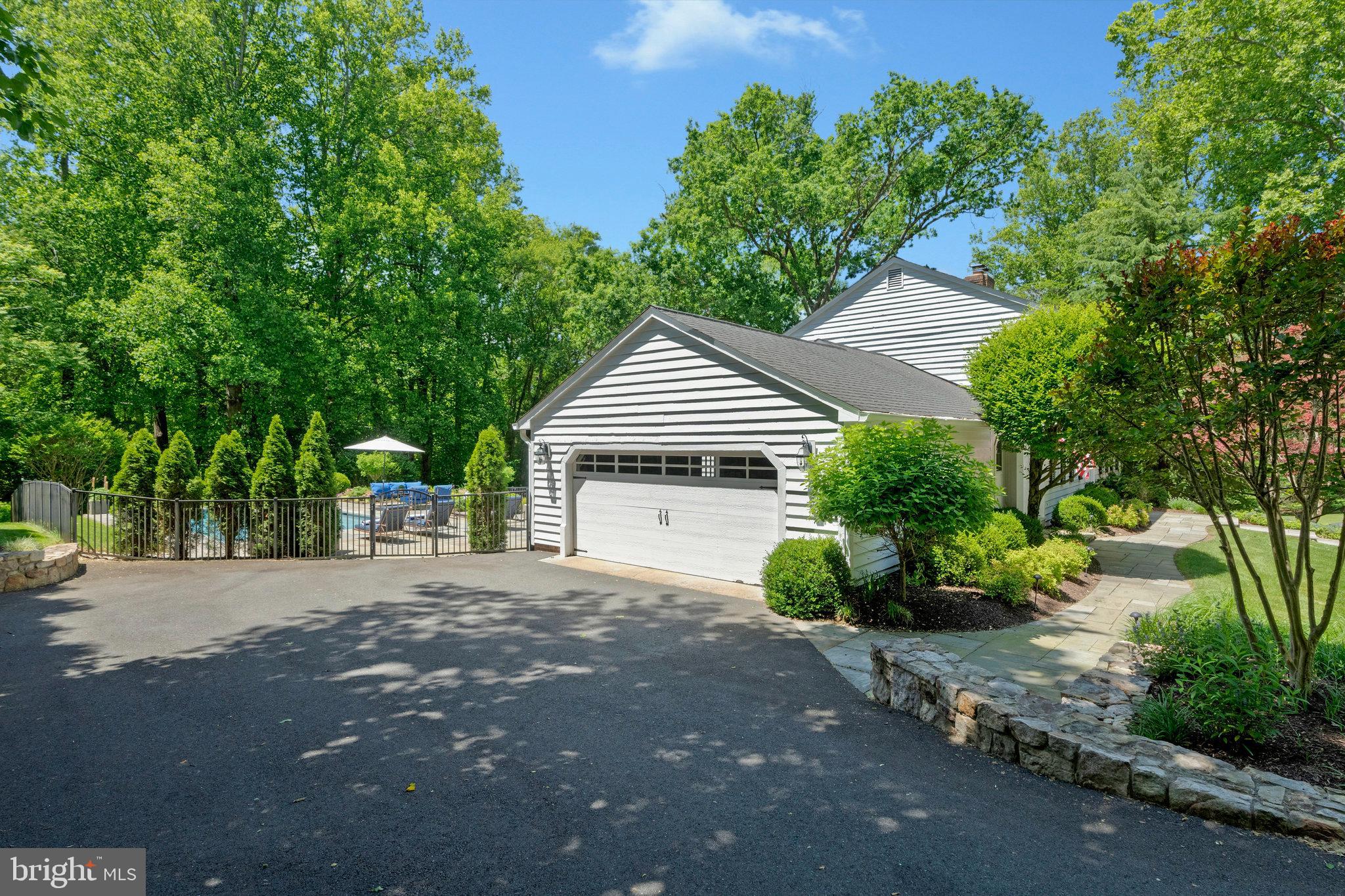 LEIGH MILL MEADOWS - Residential