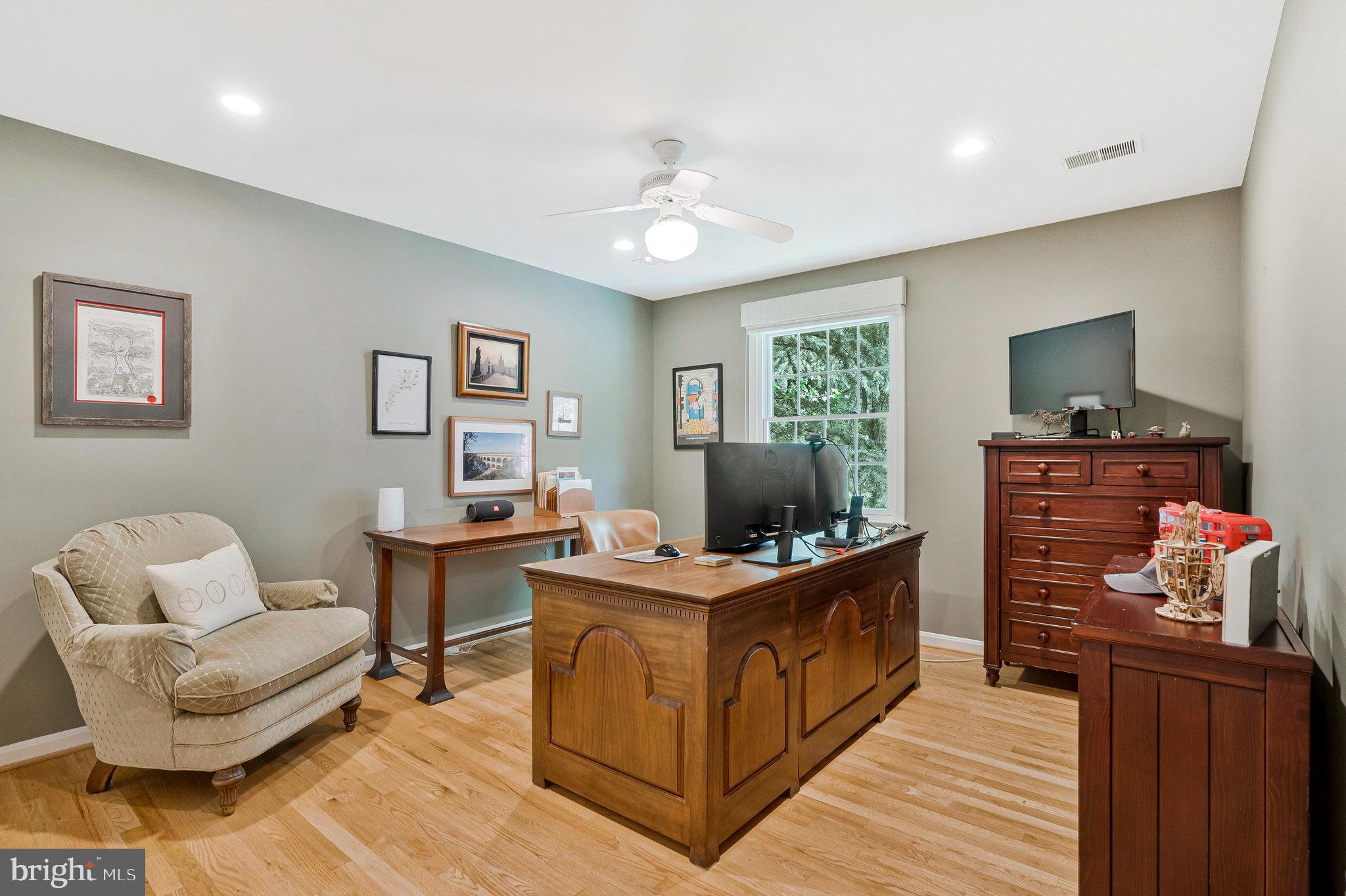 LEIGH MILL MEADOWS - Residential