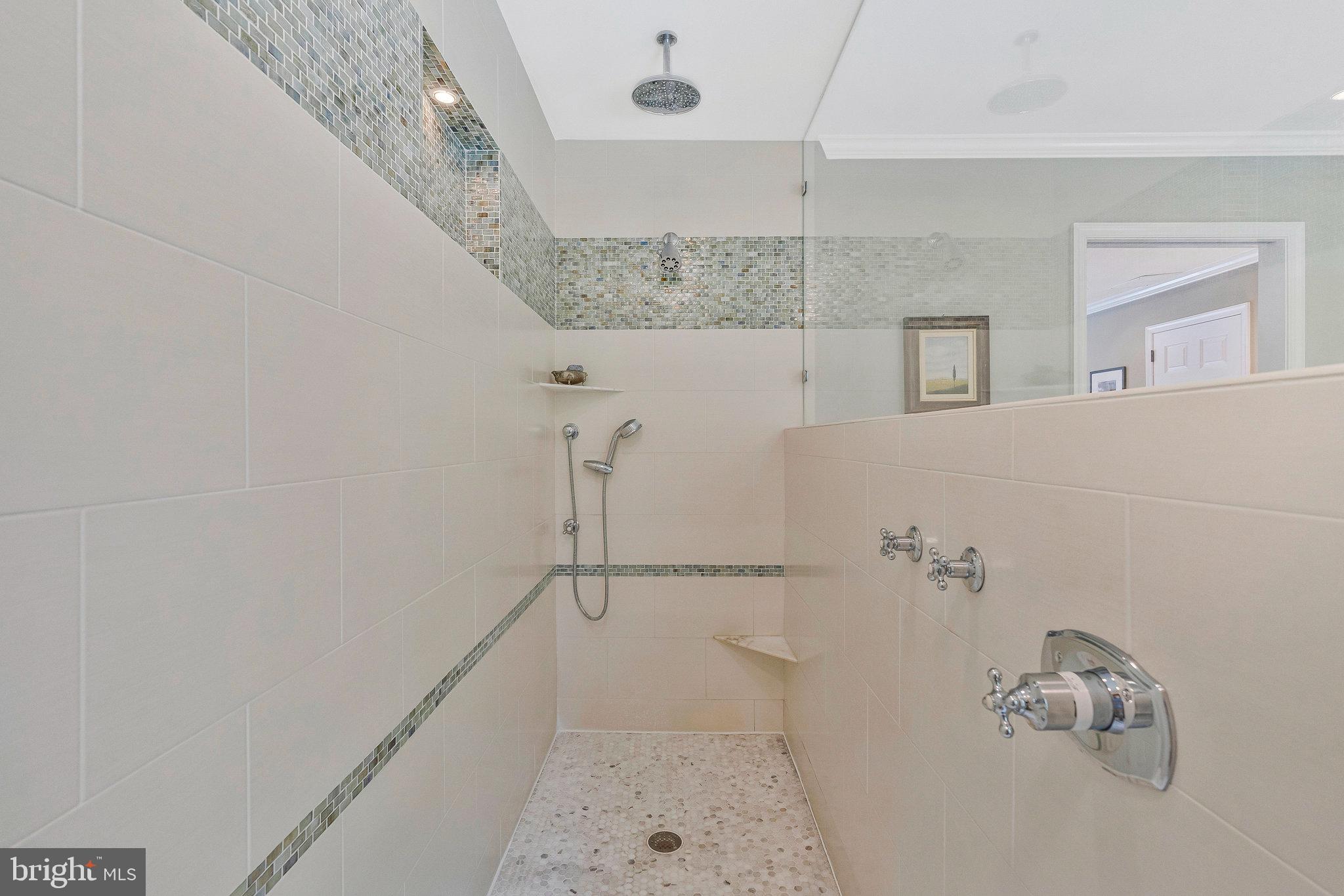 LEIGH MILL MEADOWS - Residential