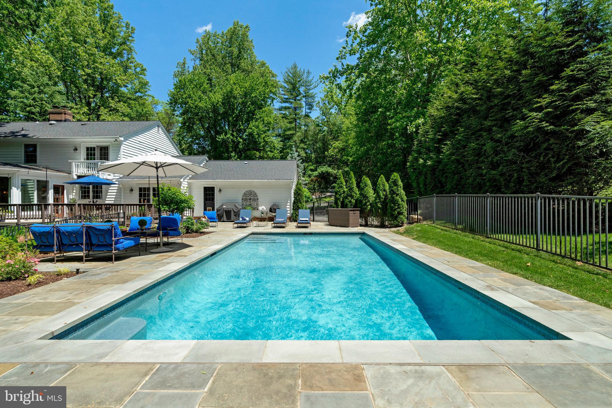 LEIGH MILL MEADOWS - Residential