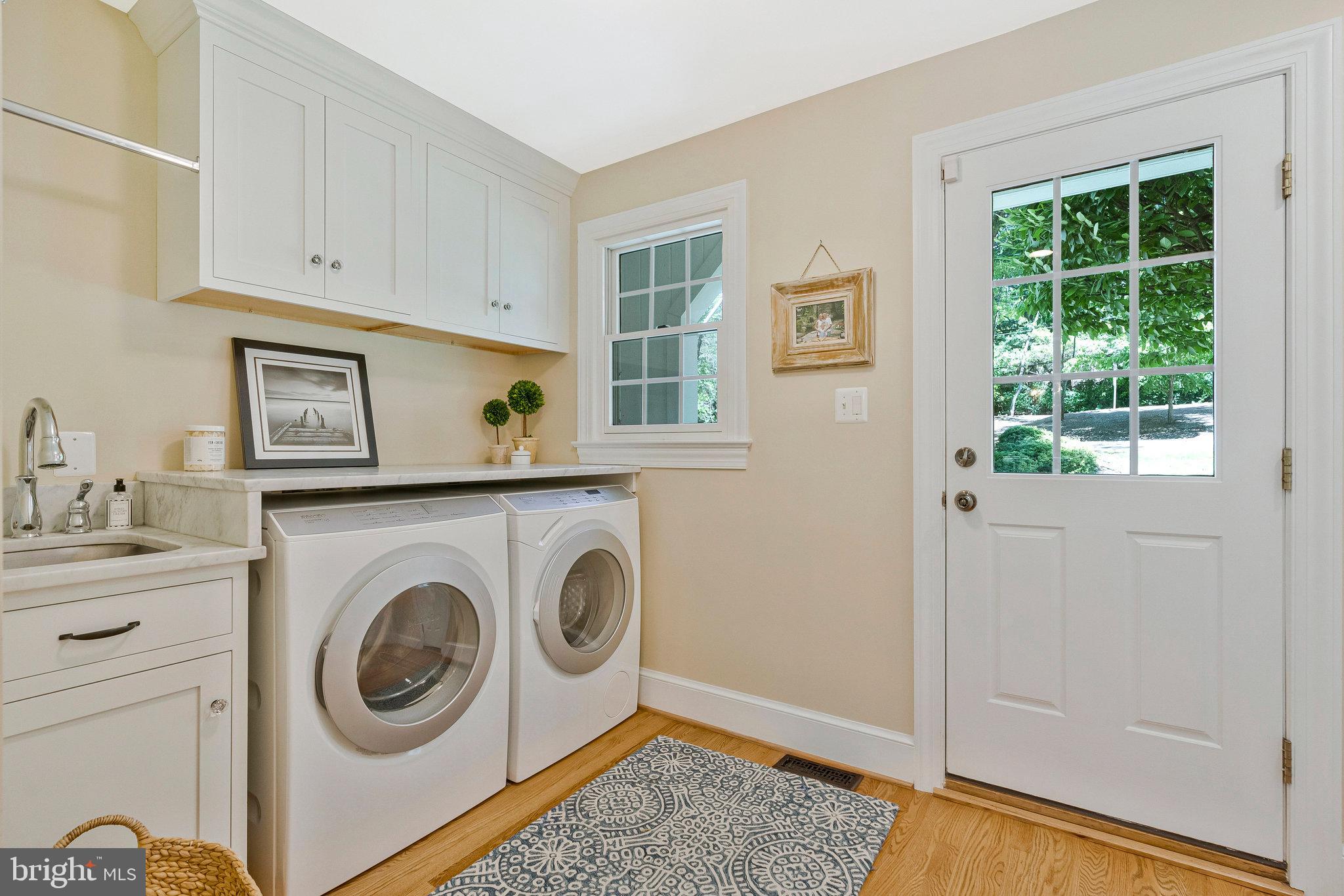 LEIGH MILL MEADOWS - Residential