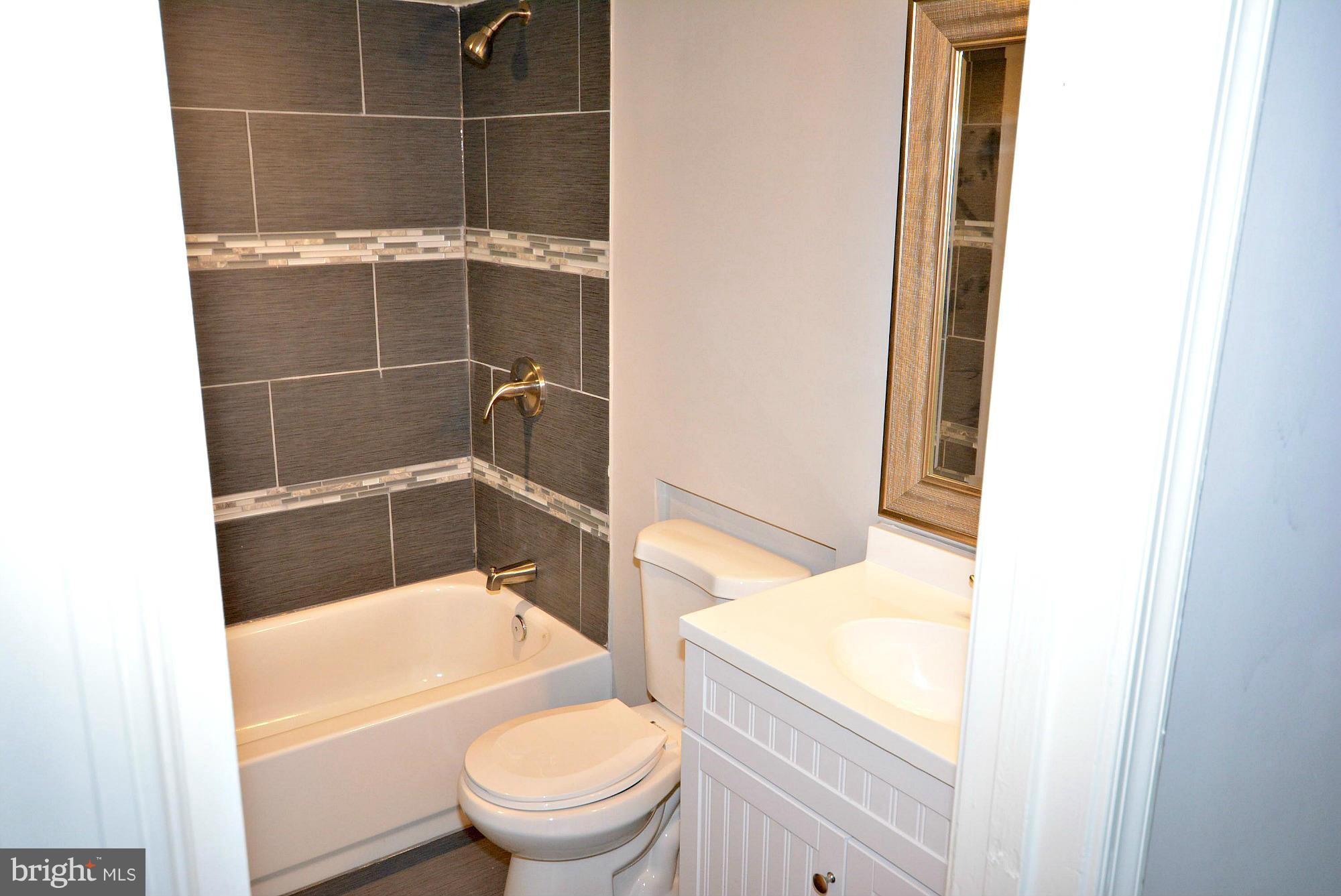 SKYLINE HILLS PLAT FIVE - Residential