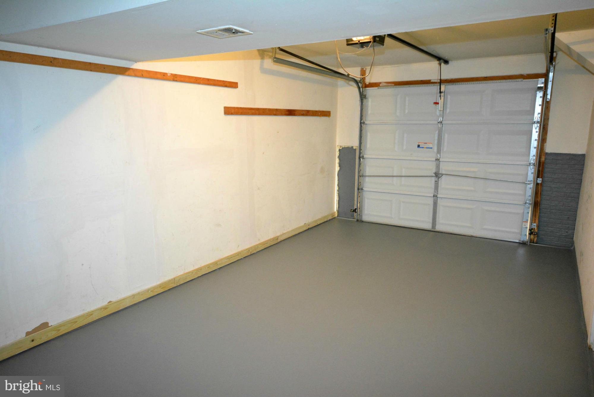 SKYLINE HILLS PLAT FIVE - Residential