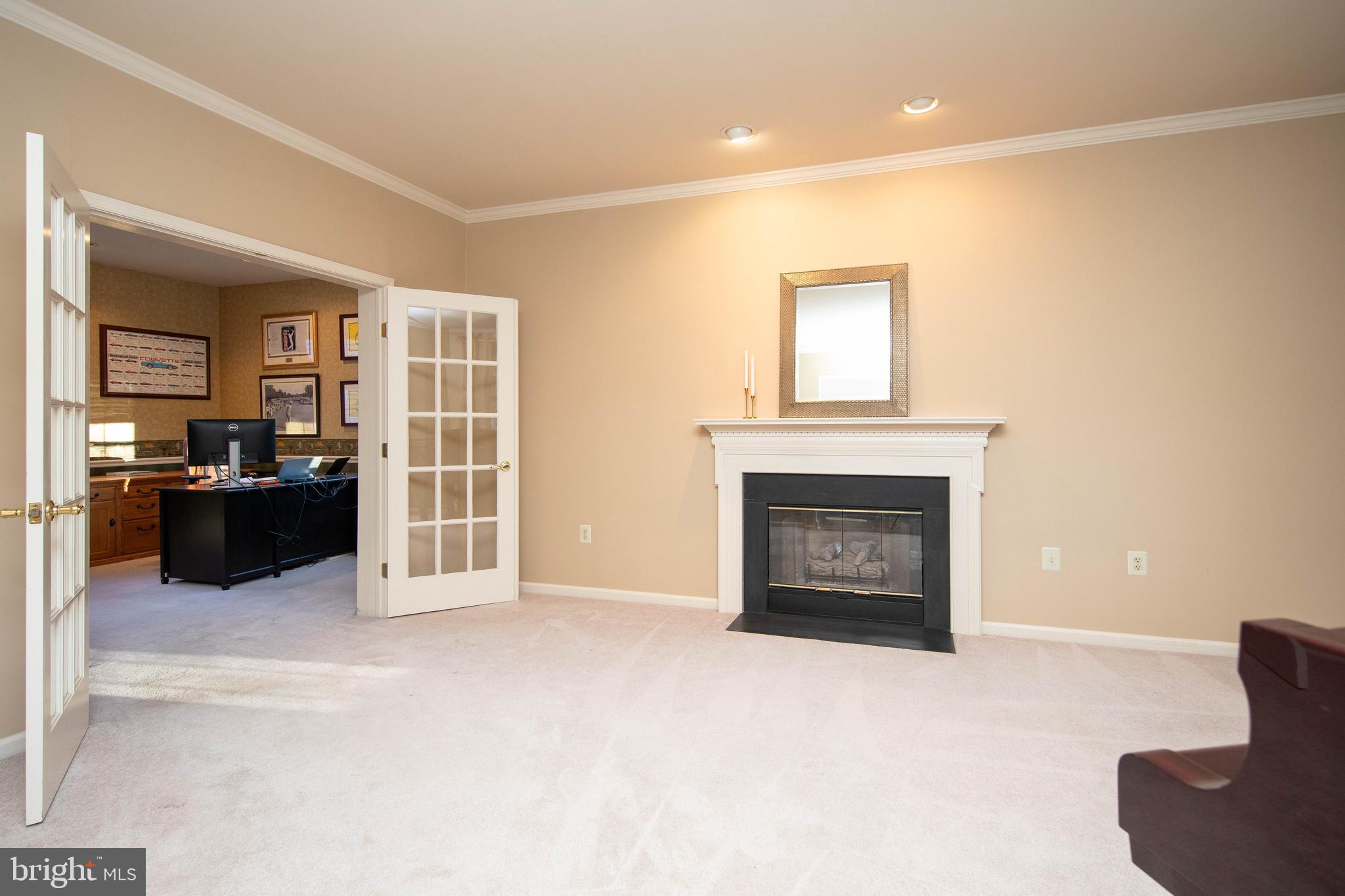 WOODED POND - Residential