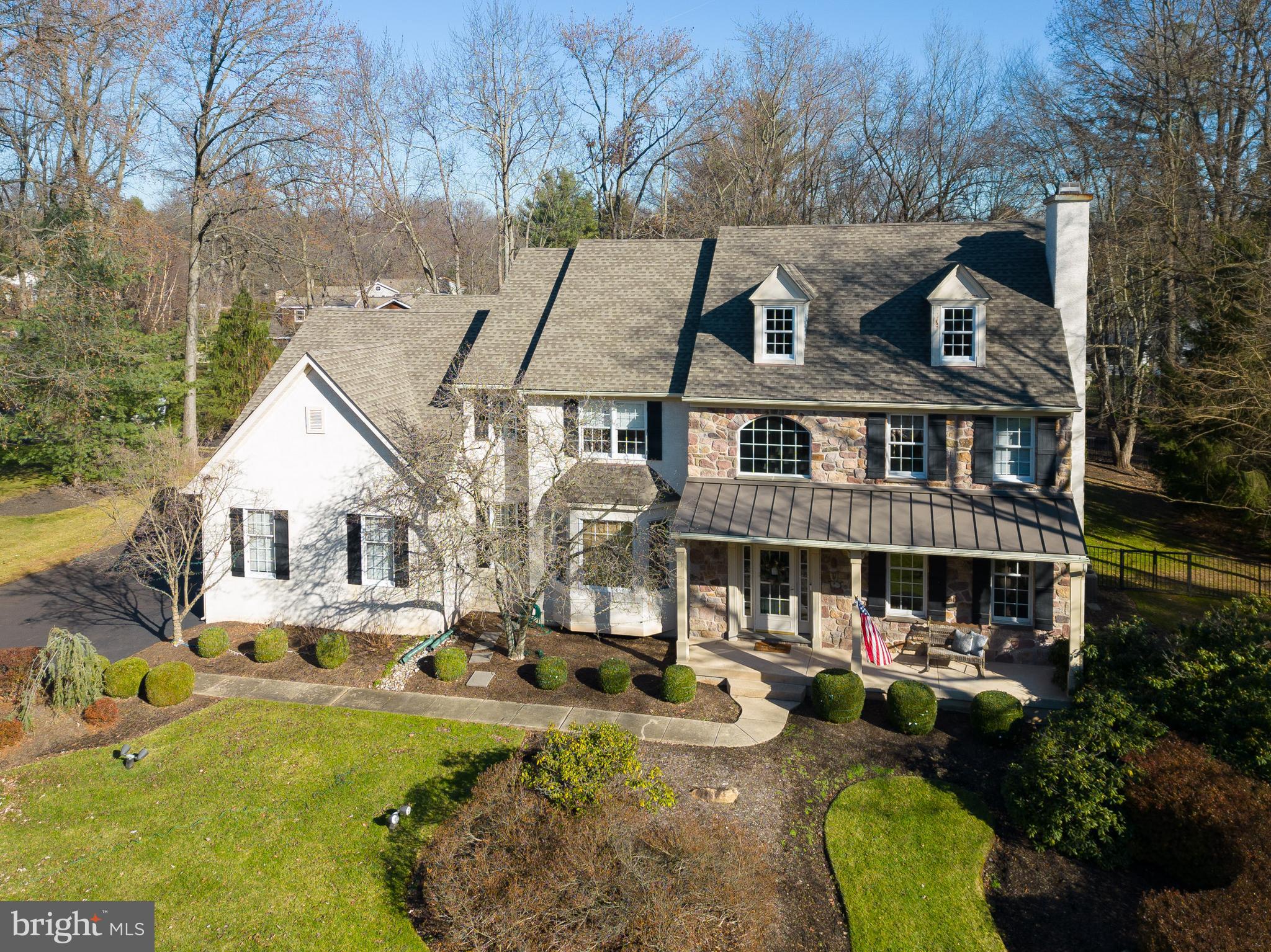 WOODED POND - Residential