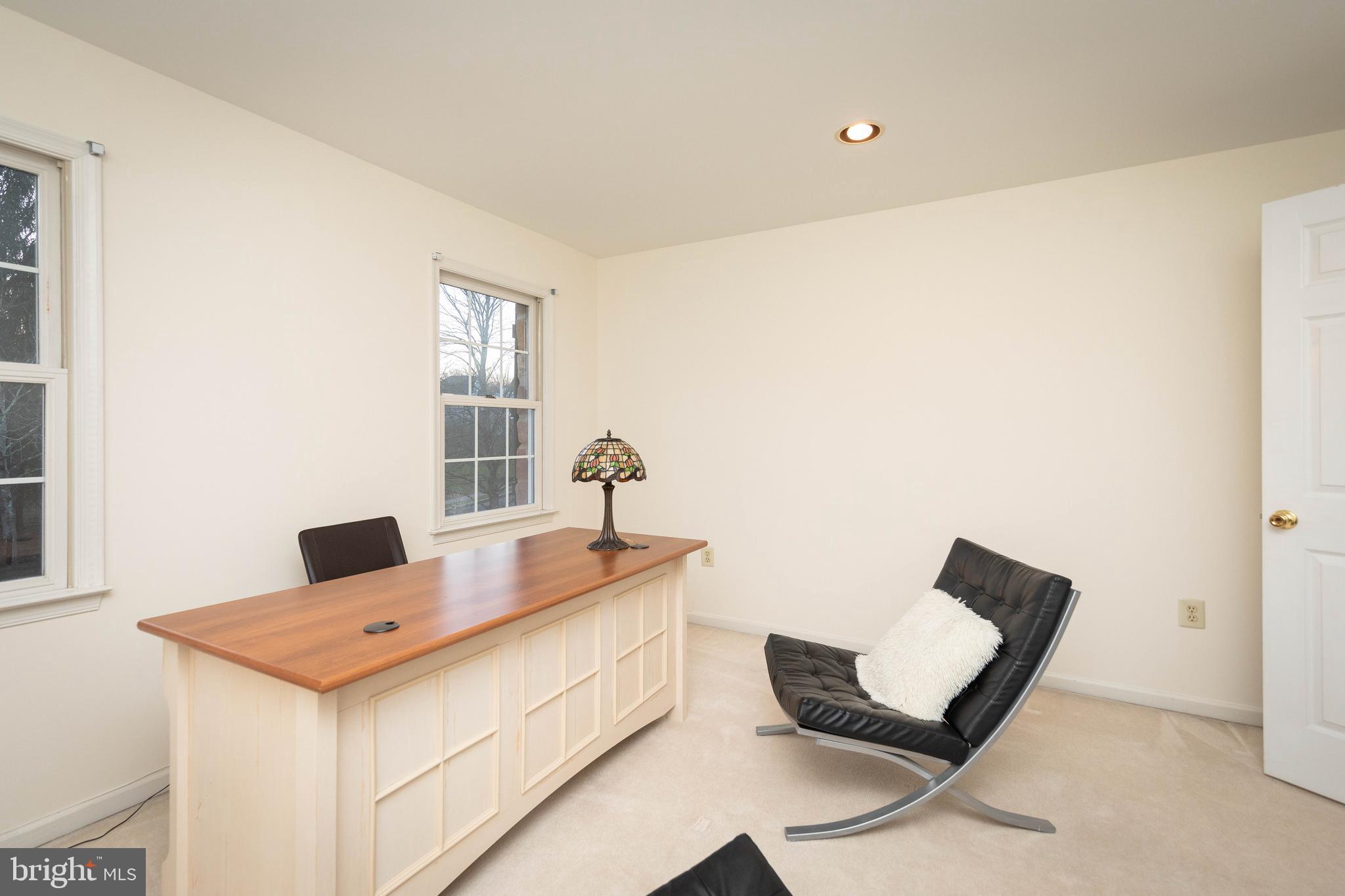 WOODED POND - Residential