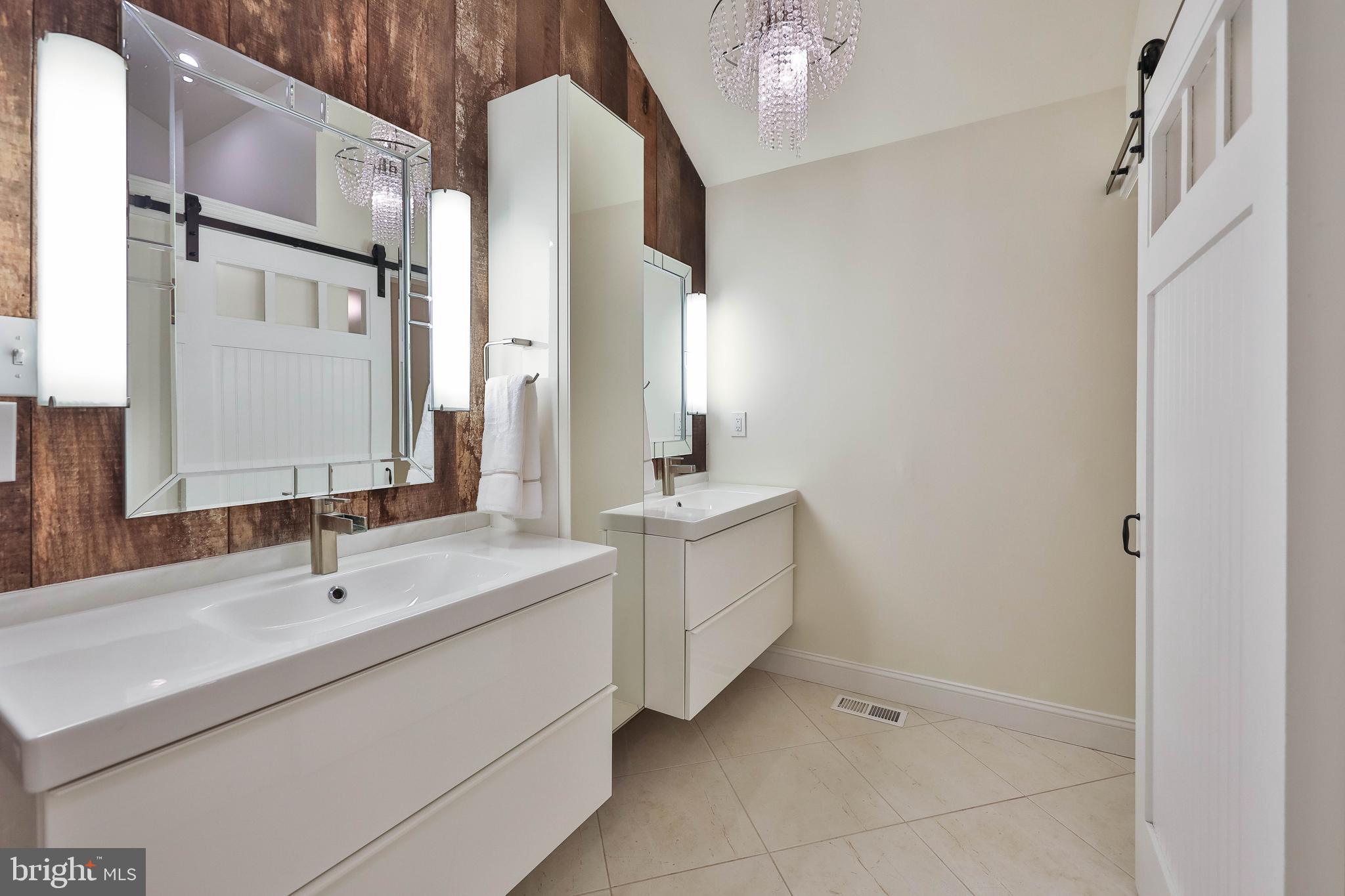 WOODED POND - Residential