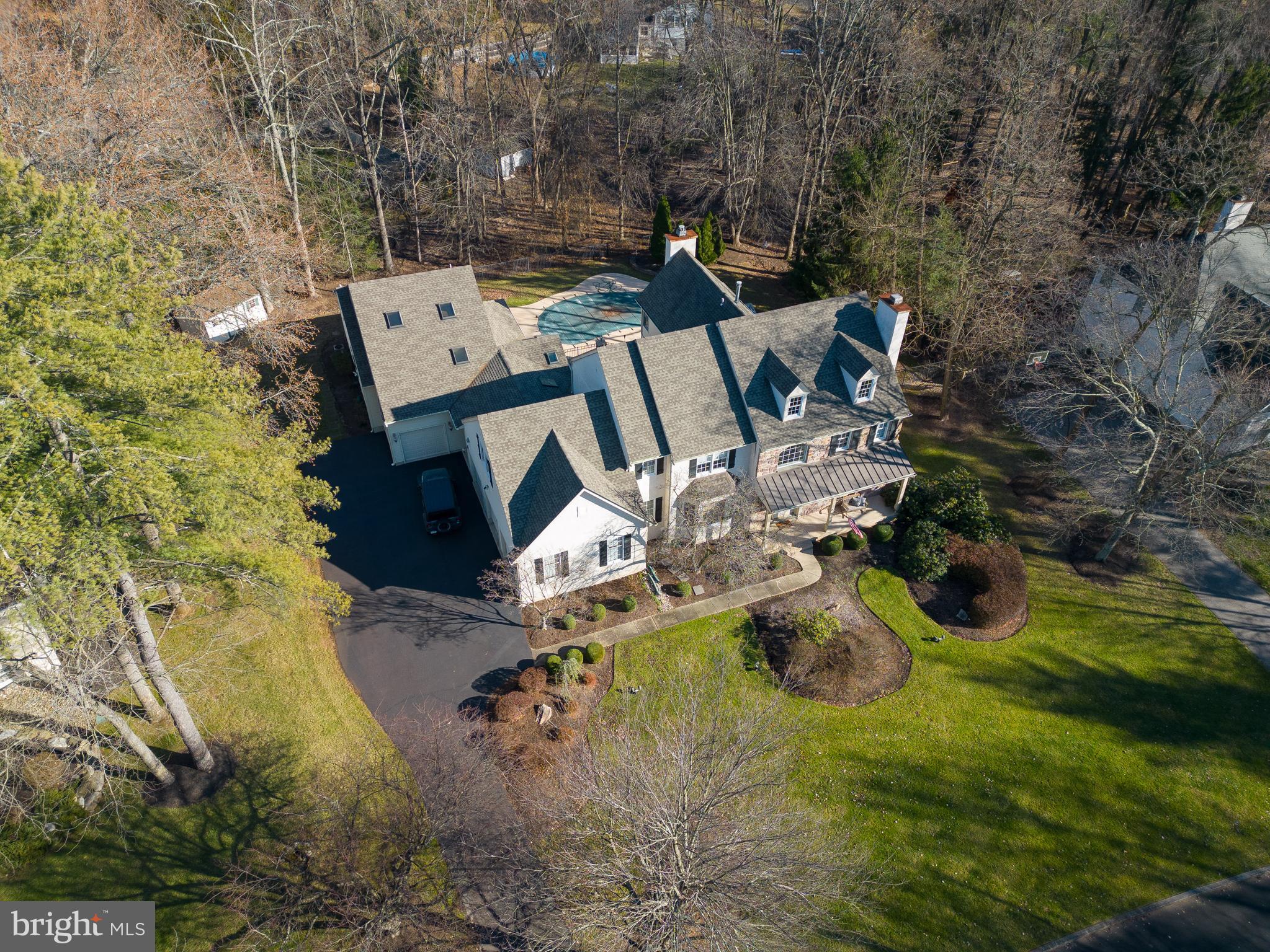 WOODED POND - Residential
