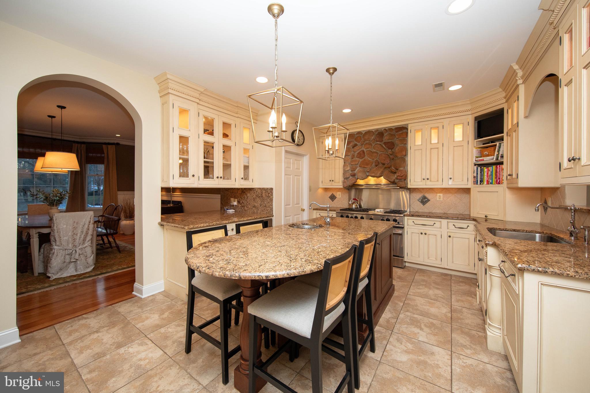 WOODED POND - Residential