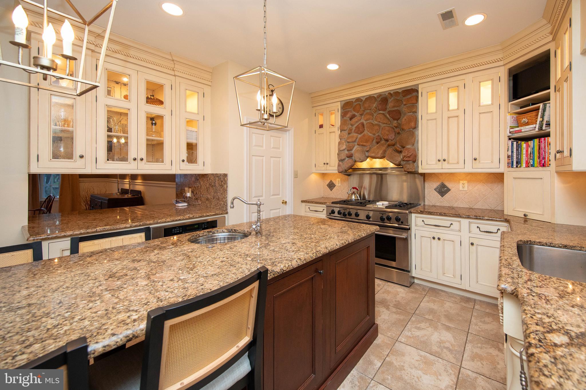 WOODED POND - Residential