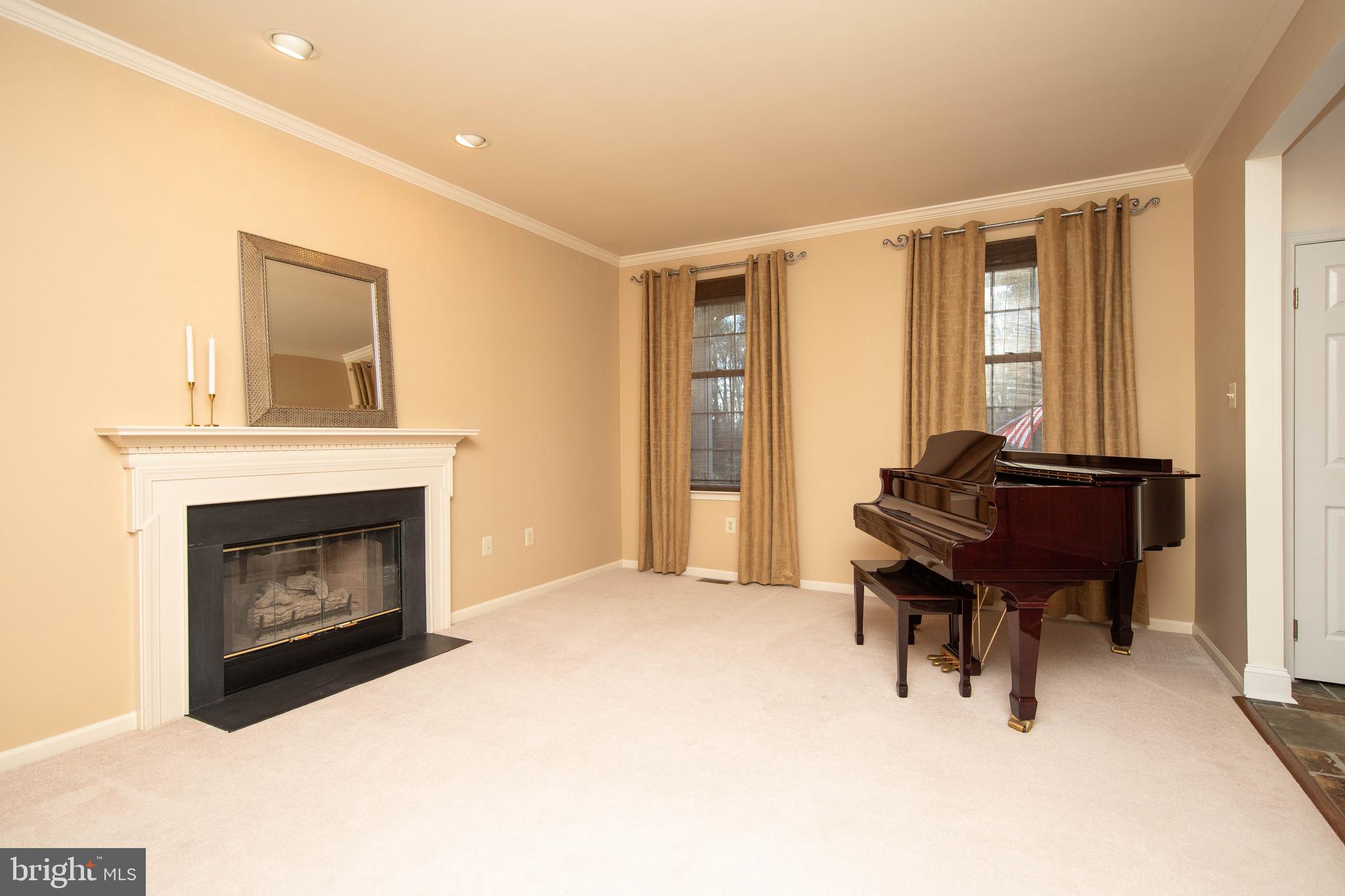 WOODED POND - Residential