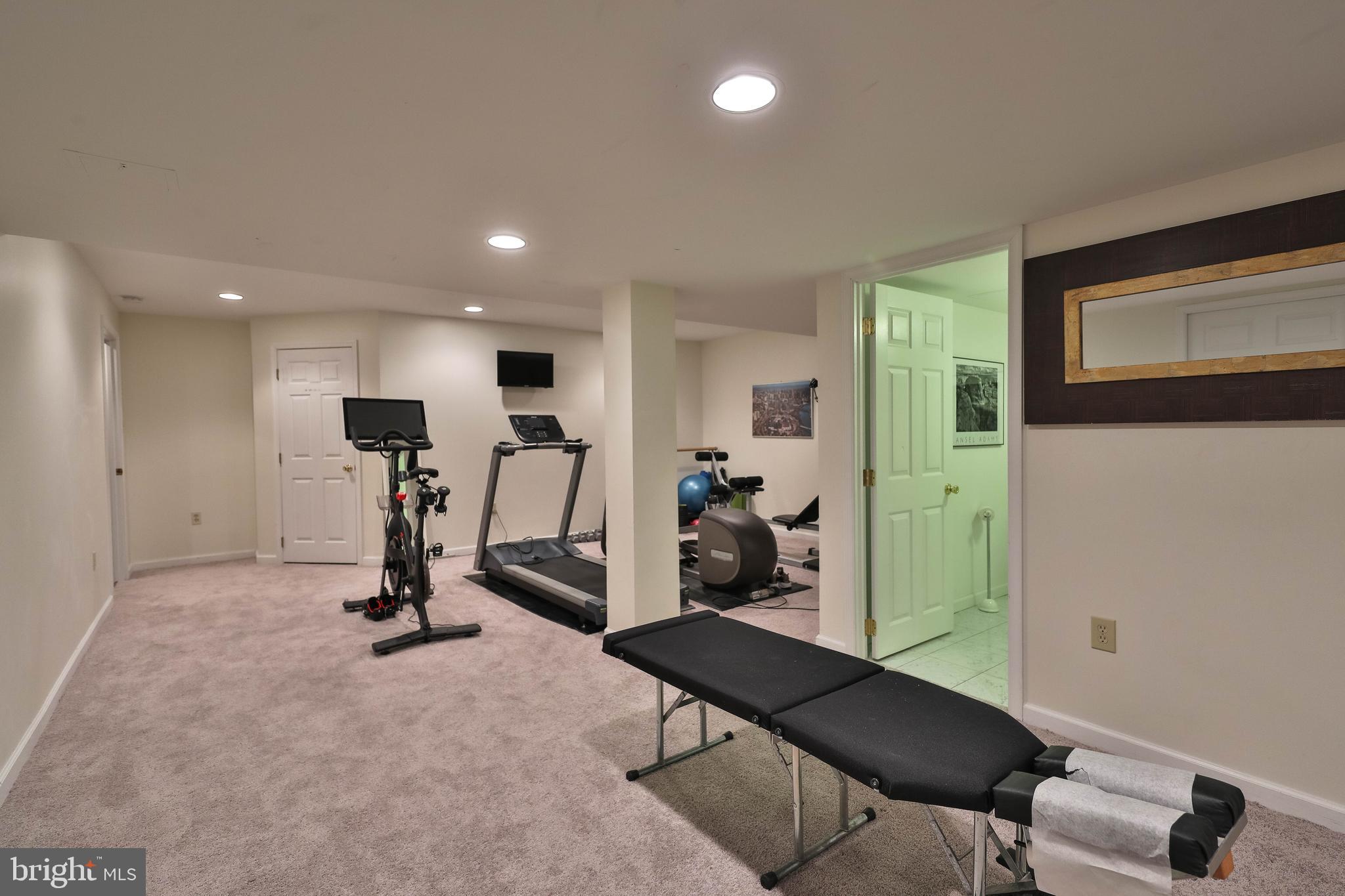 WOODED POND - Residential