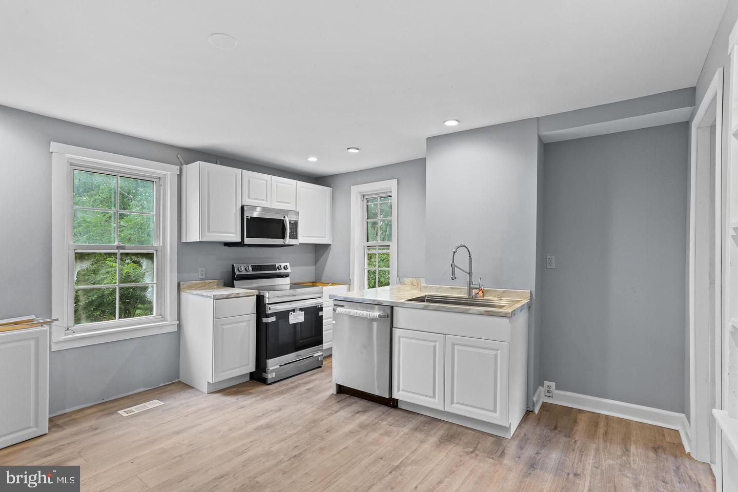 UNIONTOWN - Residential Lease