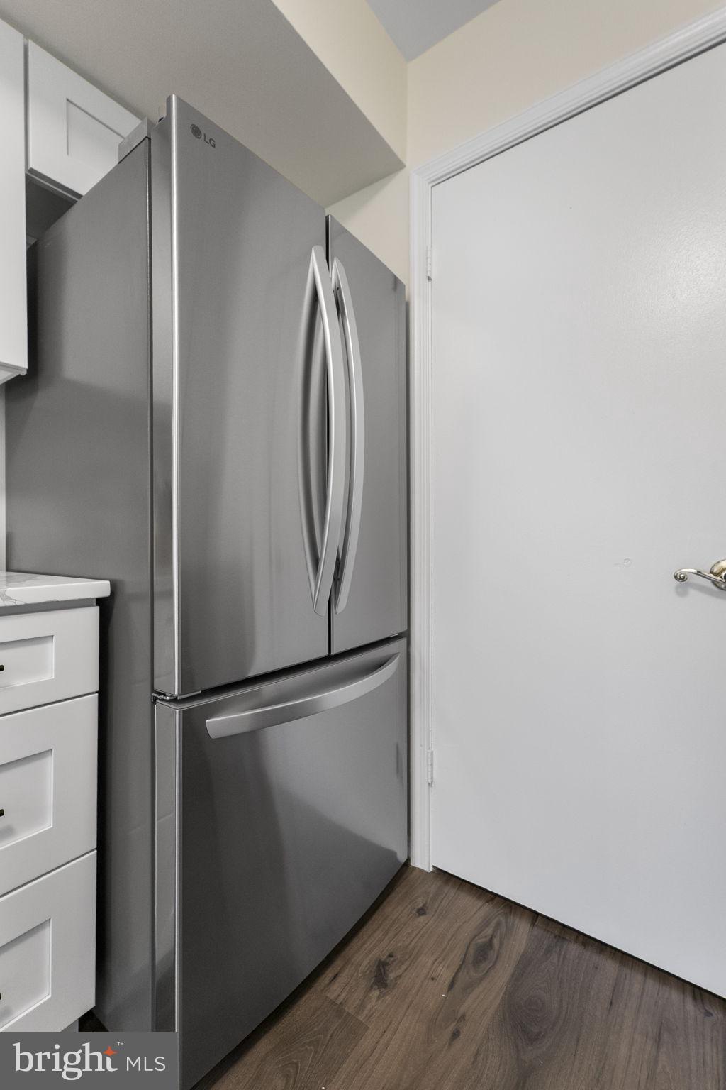 LAKEVIEW - Residential