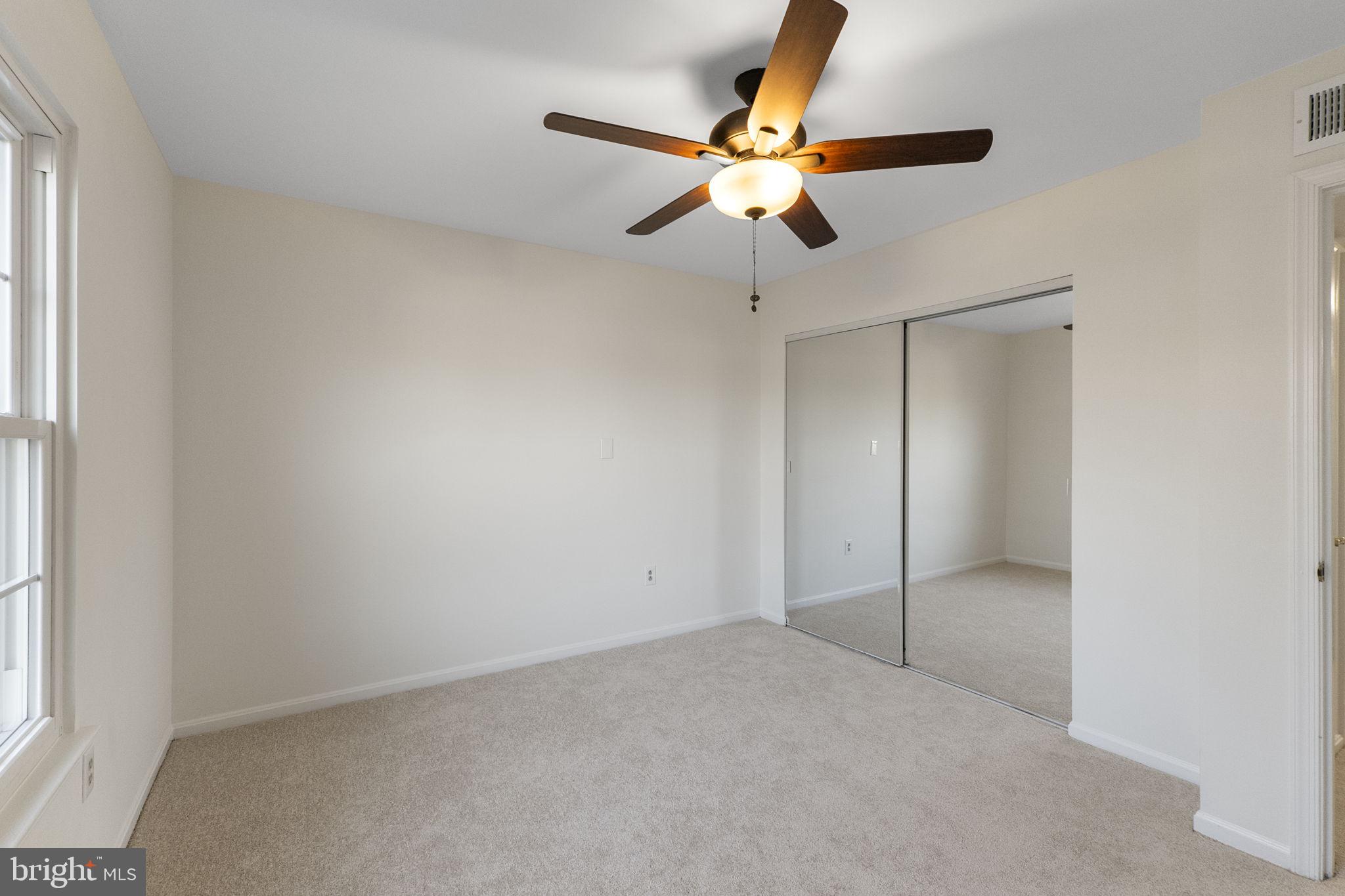 LAKEVIEW - Residential